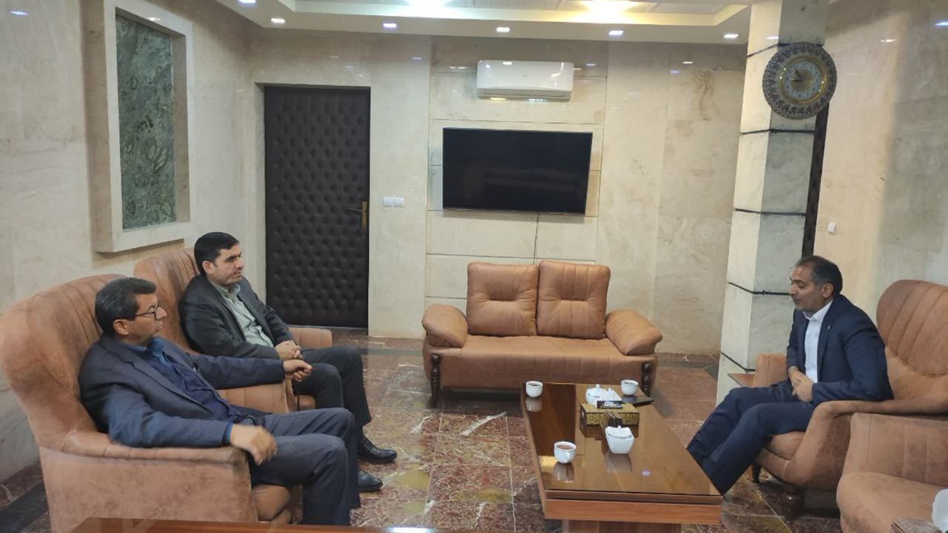 دیدار مدیرکل امور اتباع و مهاجرین خارجی استان مرکزی با سرپرست فرمانداری شهرستان محلات