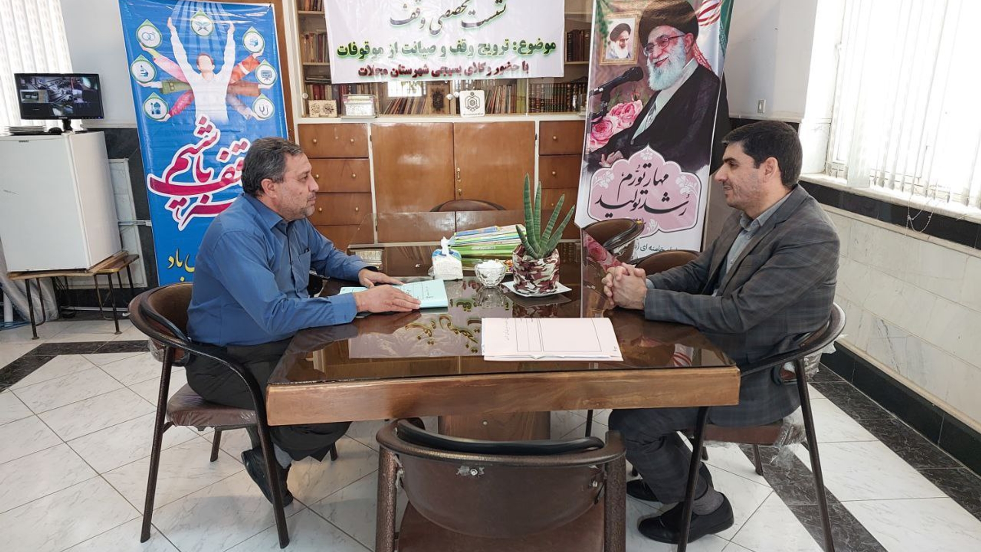 بازدید سرزده سرپرست فرمانداری از ادارات اوقاف و امور خیریه و ثبت اسناد و املاک شهرستان محلات