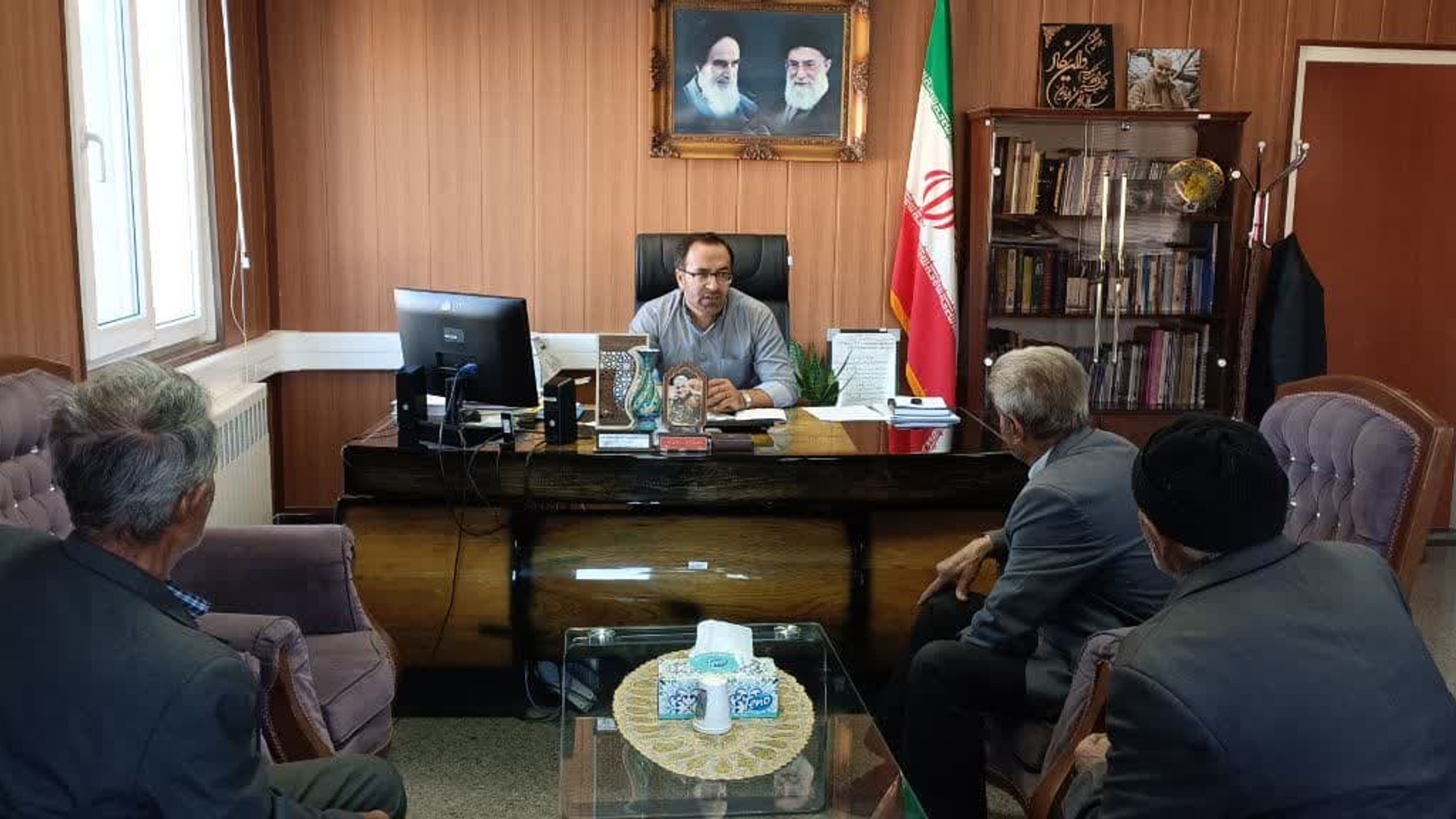 پیگیری مشکلات شهروندان شهرستان