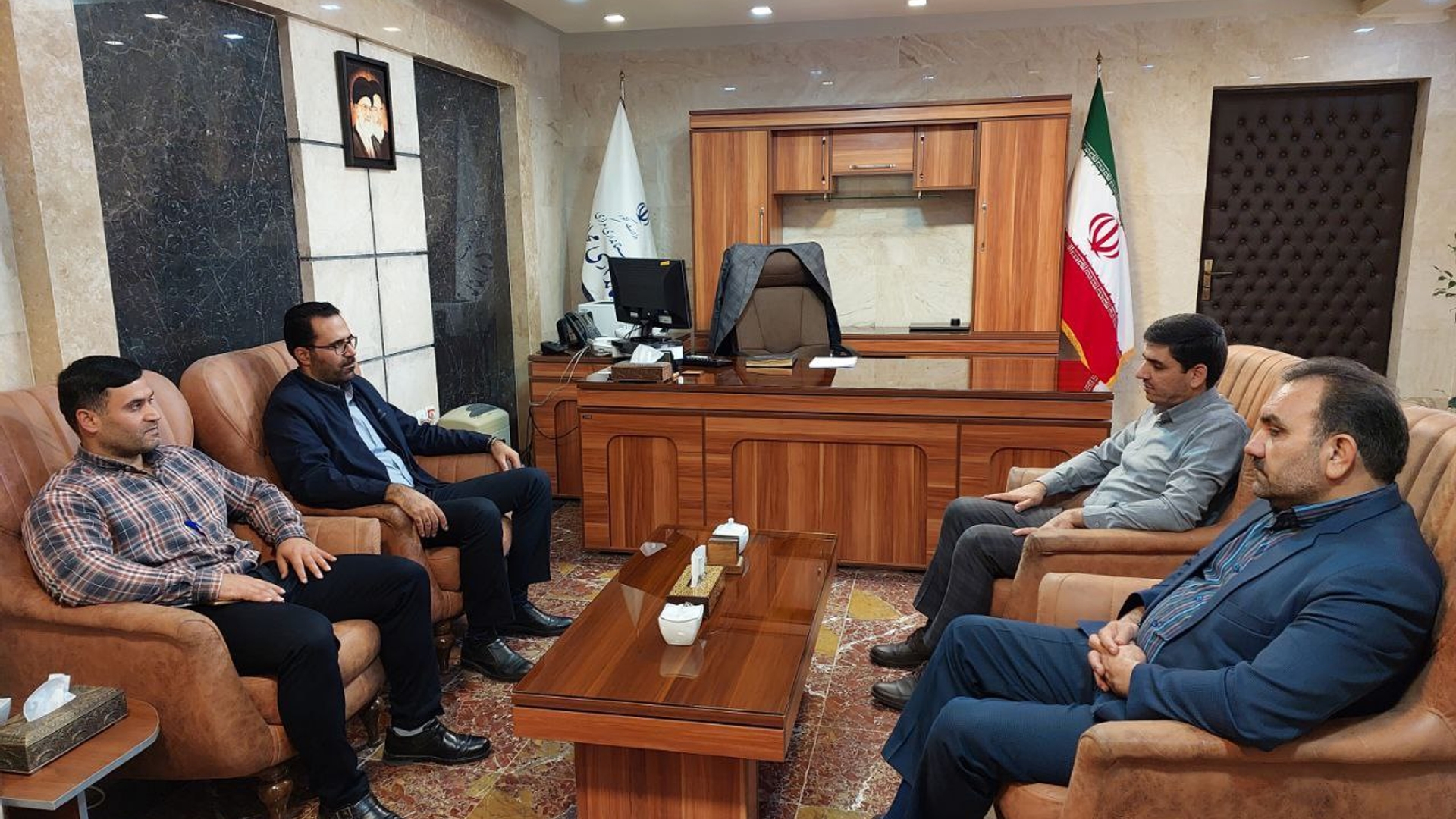 دیدار مدیرکل پدافند غیرعامل استانداری مرکزی با سرپرست فرمانداری شهرستان محلات