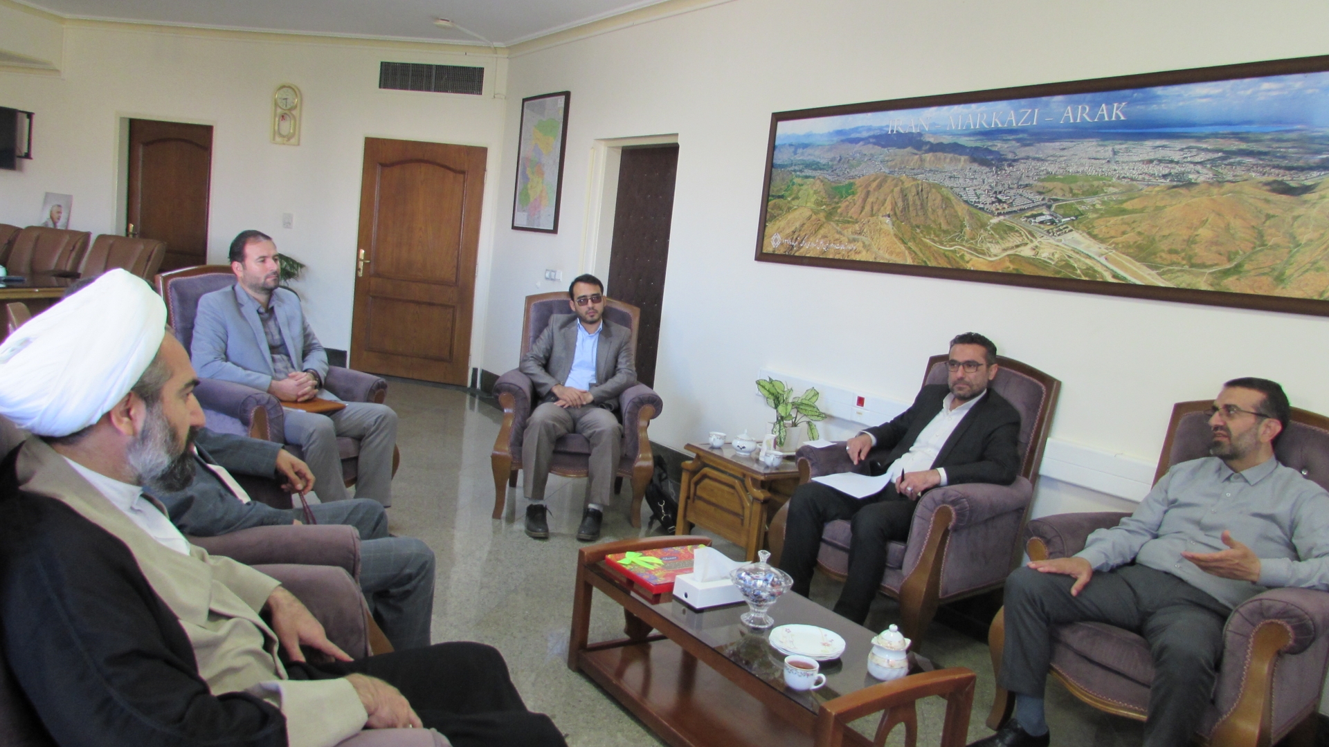 نشست معاون سیاسی با رئیس هیات نظارت بر انتخابات استان مرکزی