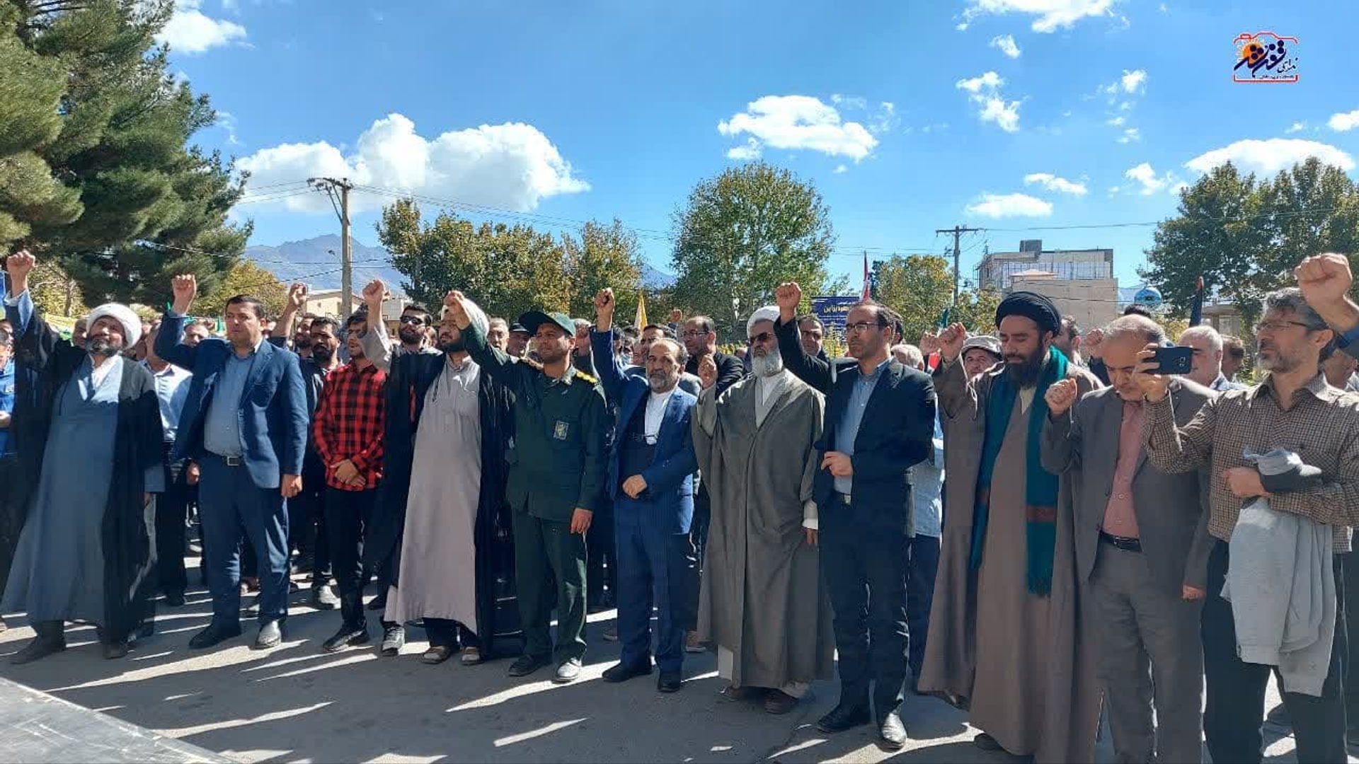 تجمع خودجوش مردم ولایتمدار شهرستان تفرش در محکومیت جنایت حمله به بیمارستان توسط رژیم جعلی اسرائیل