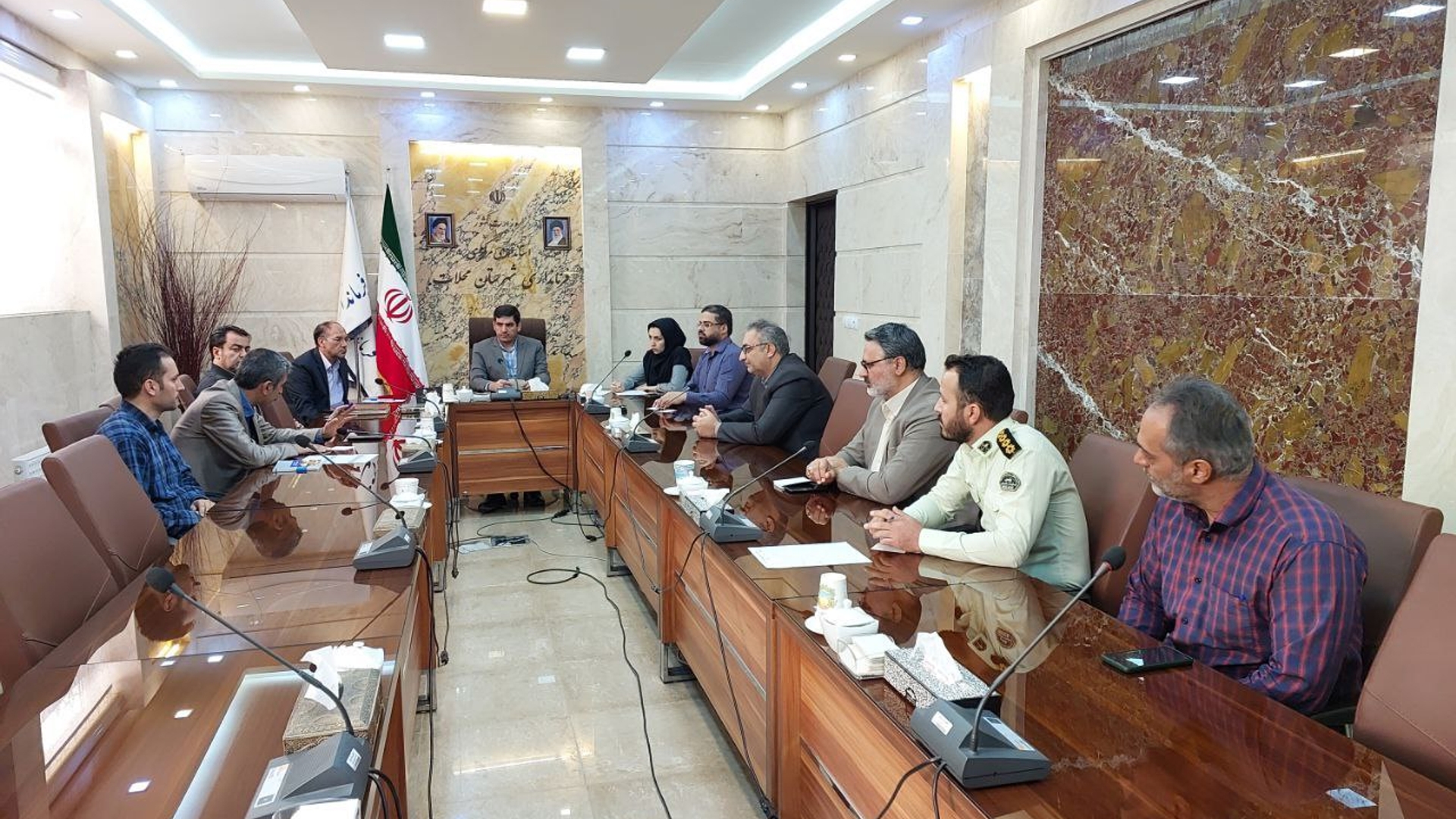 جلسه مشترک کمیسیون امور کارگری و کمیسیون کنترل و ساماندهی اتباع و مهاجرین خارجی