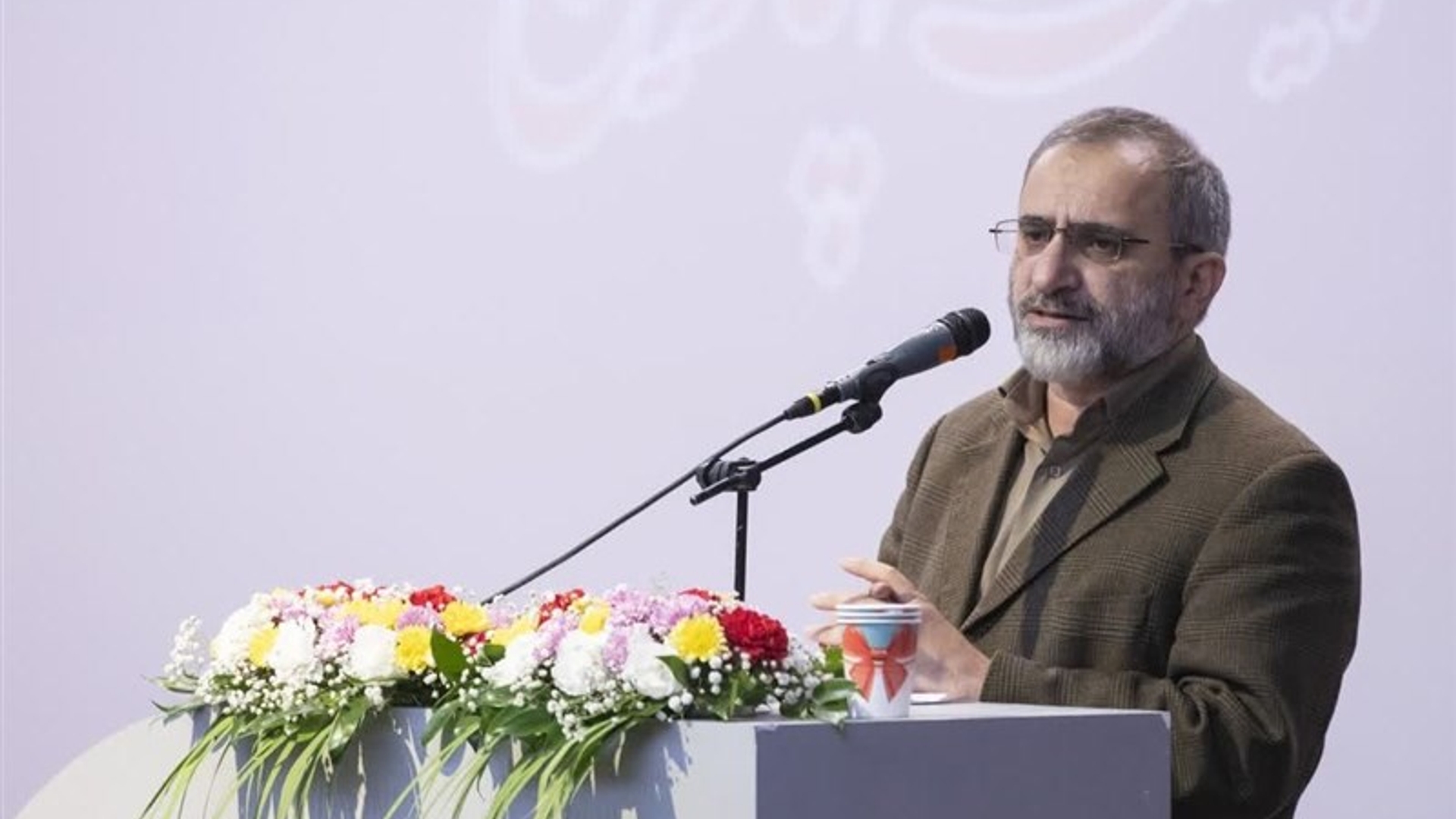 رضایتمندی عامل جلب مشارکت مردم در برنامه‌های ملی و انتخابات است