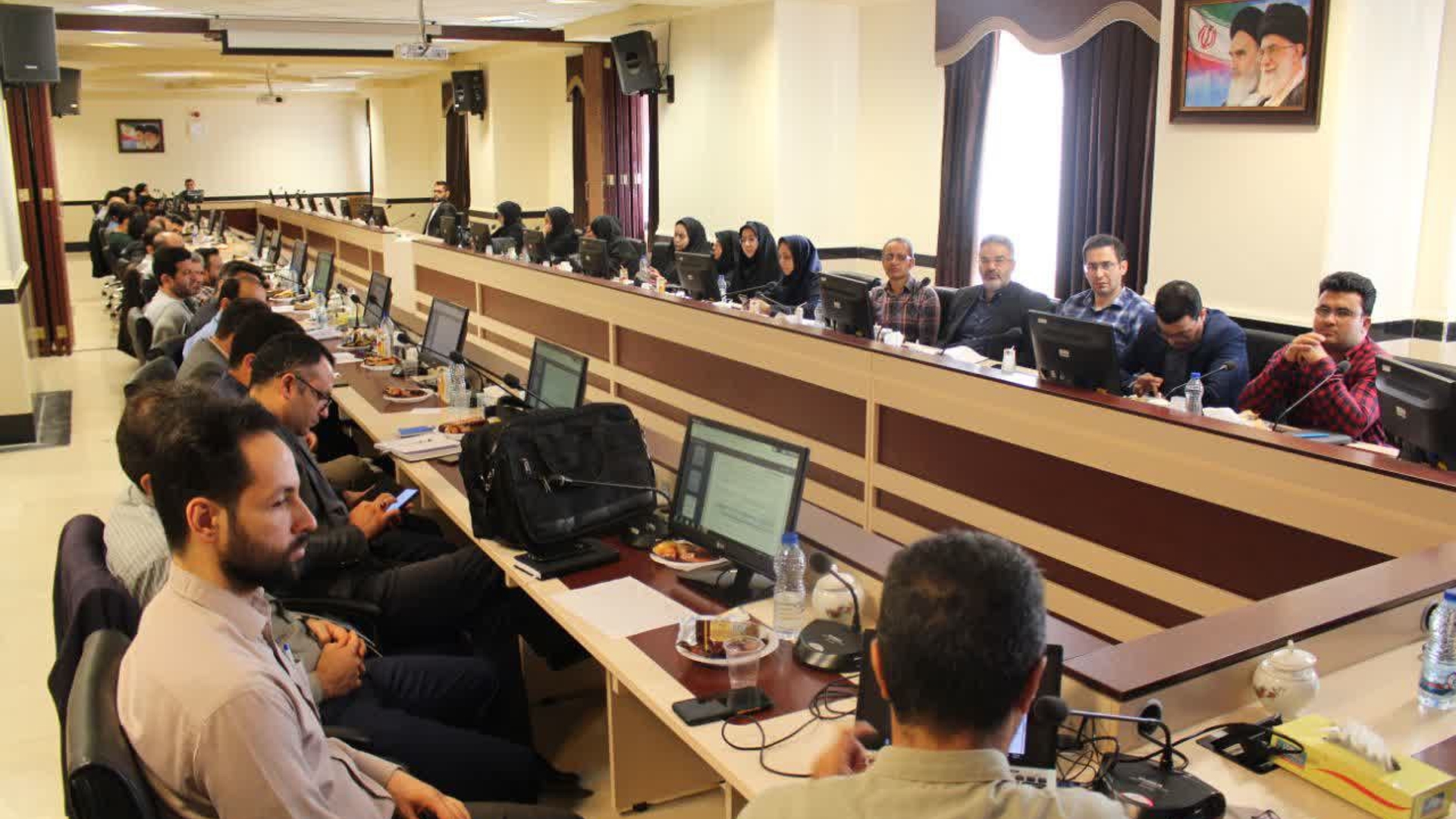 برگزاری جلسه آشنایی با نرم افزارهای مالی در دهیاری ها و آموزش سامانه شناسه ملی دهیاری ها