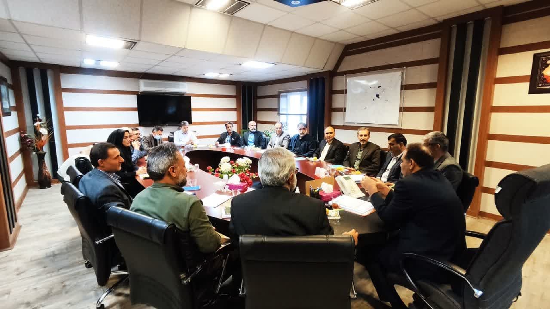 اولین جلسه هیئت اجرایی انتخابات شهرستان شازند