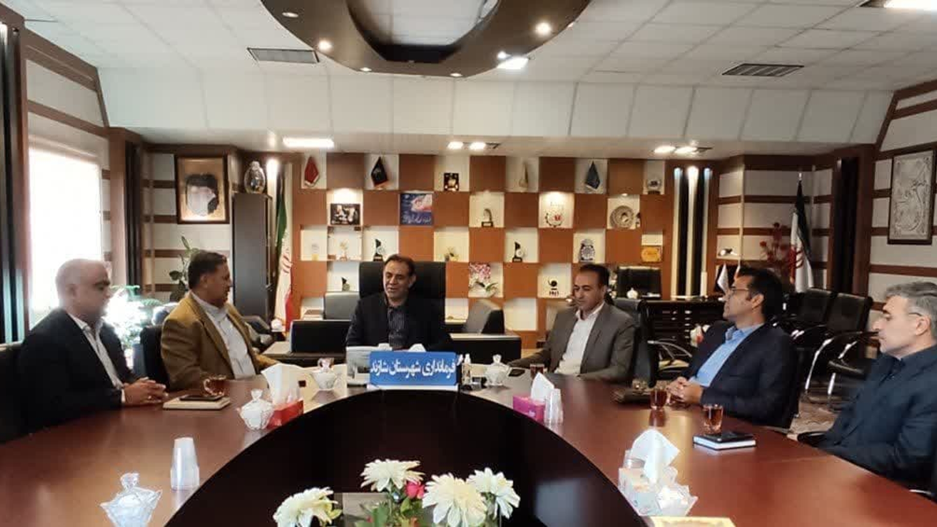 دیدار مدیر کل دفتر امور شهری و شوراهای استان مرکزی با سرپرست فرمانداری