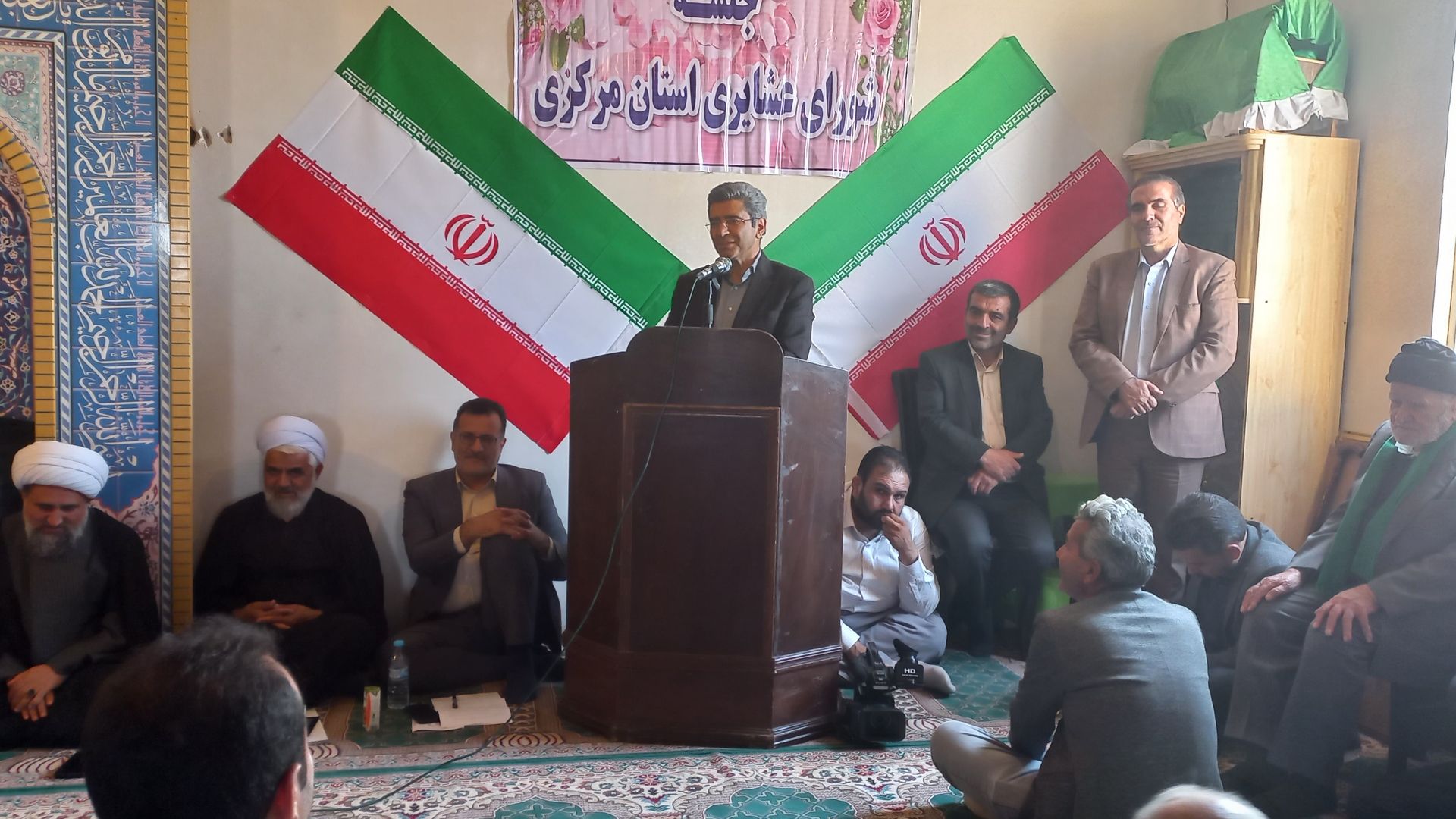 جلسه شورای عشایری شهرستان و بازدید از روستای عشایری مقدادیه بخش زاویه باحضور آقای میزبان معاون سازمان  عشایری کشور و معاون محترم هماهنگی امور عمرانی استانداری مرکزی و مدیران کل استانی و مسئولان مربوطه در روستای مذکور برگزار گردید.