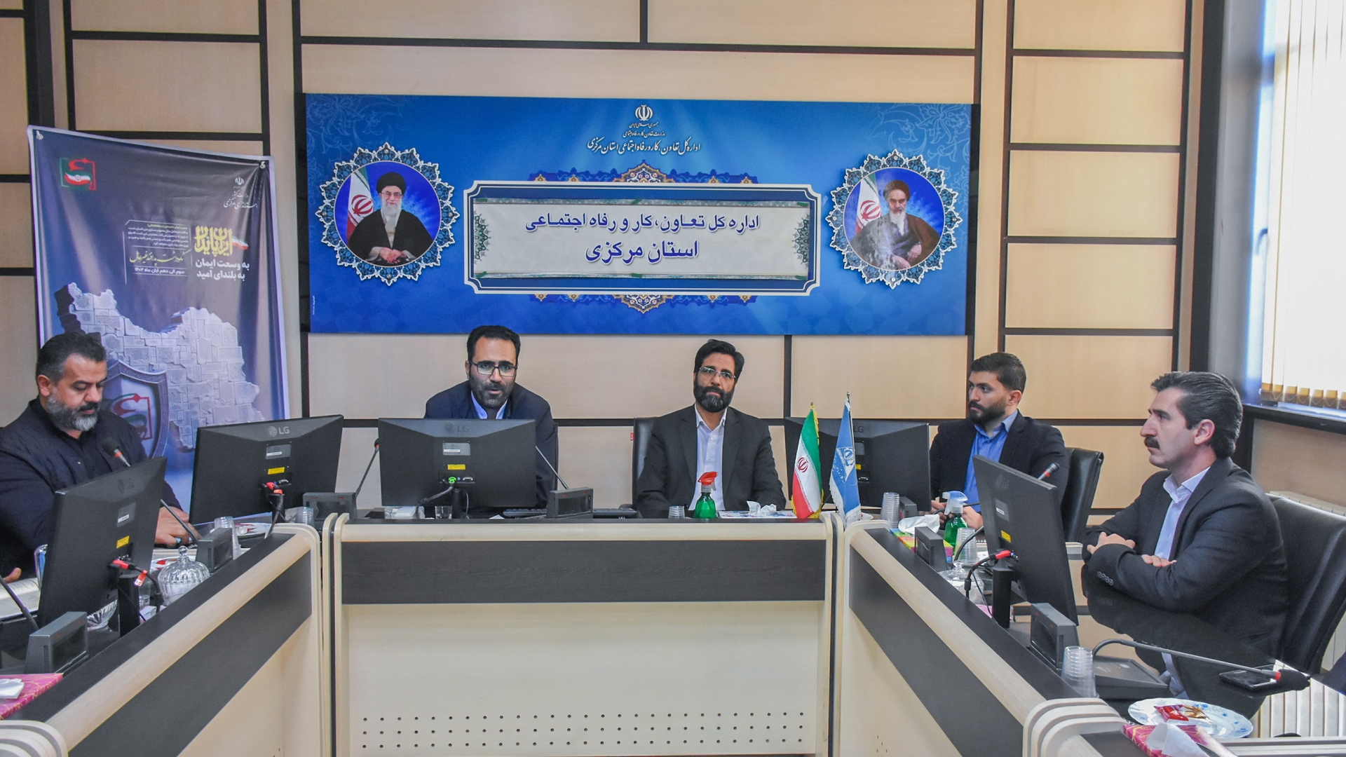 برگزاری نشست تخصصی  پدافند غیرعامل در اداره کل تعاون، کار و رفاه اجتماعی.