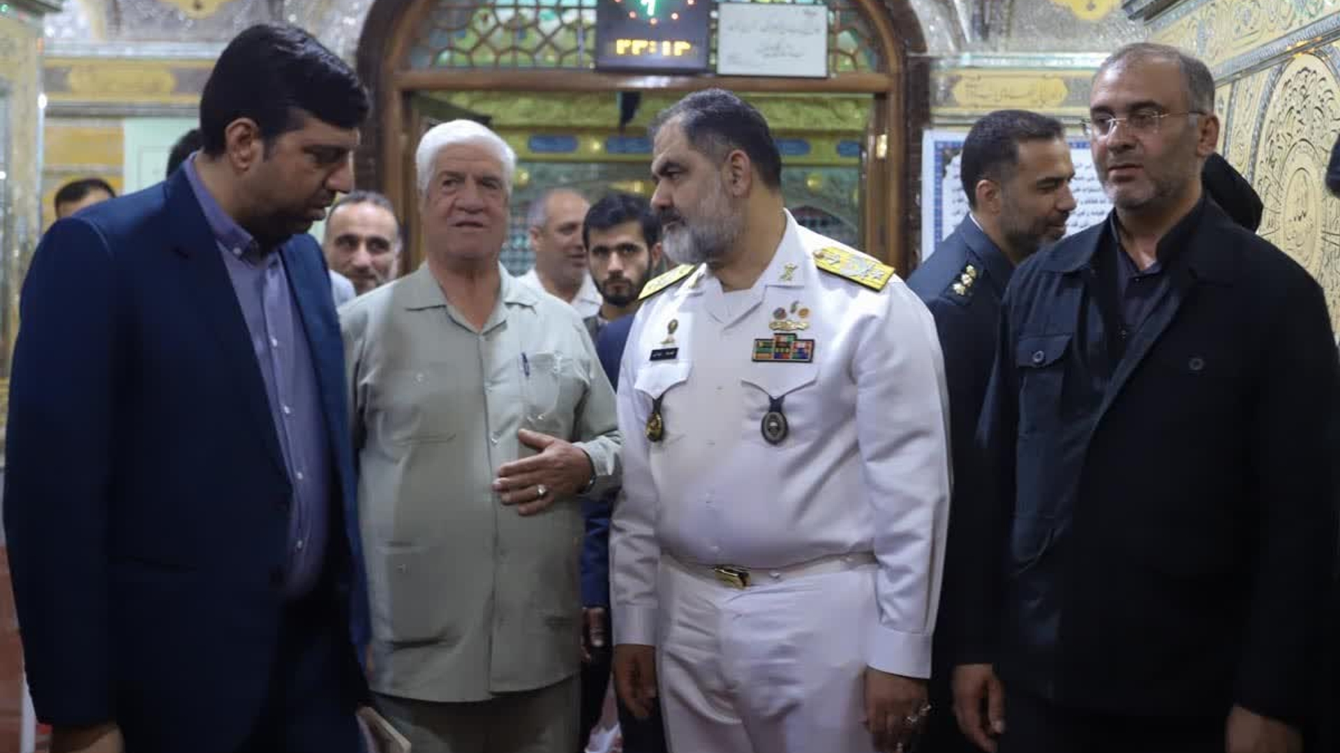 💠تشرف فرمانده نیروی دریایی ارتش به زیارت امامزاده سید احمد (ع) هزاوه