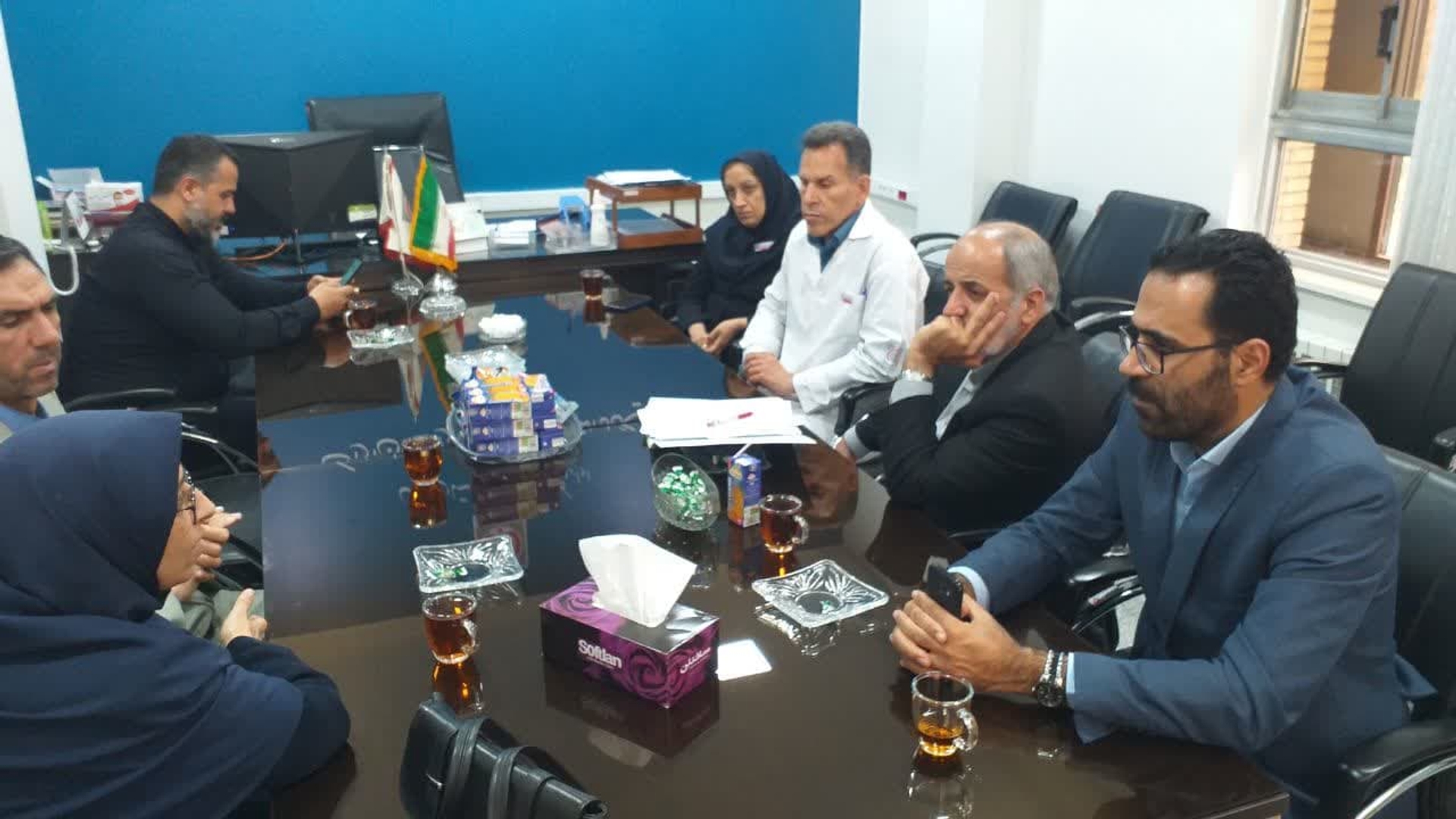 نشست با مدیرکل انتقال خون استان