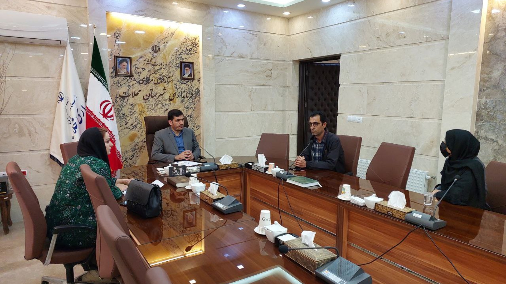 ملاقات مردمی ( یازدهم آبان )