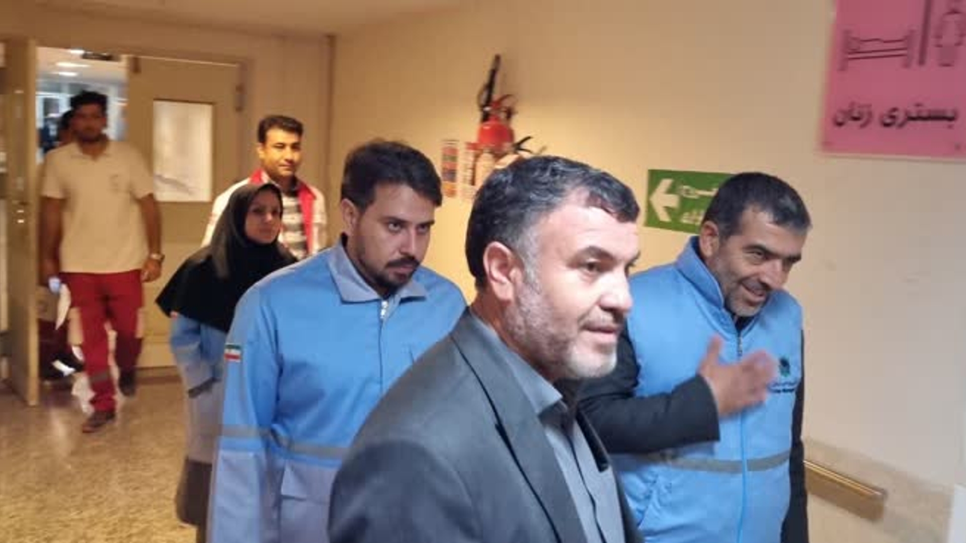 بازدید فرماندار و اعضای ستاد بحران از بیمارستان امام رضا