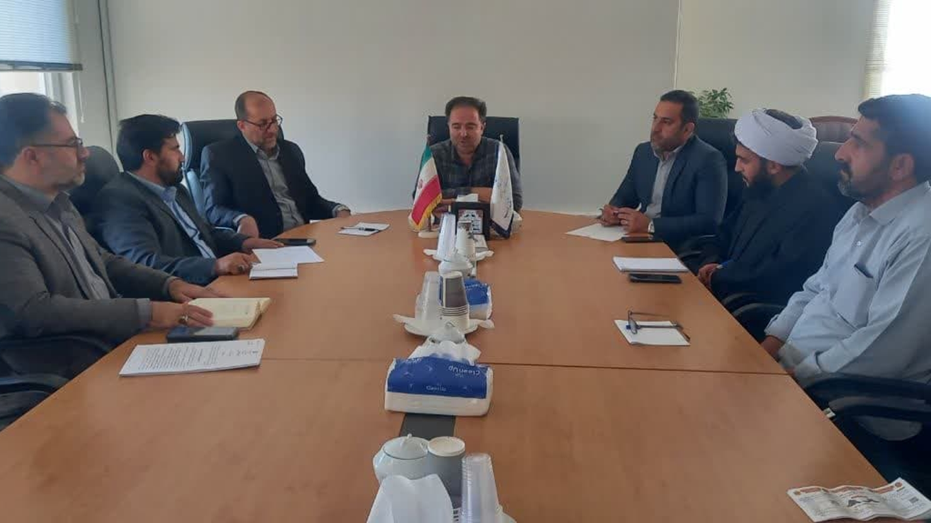 جلسه شورای معاونین و بخشداران