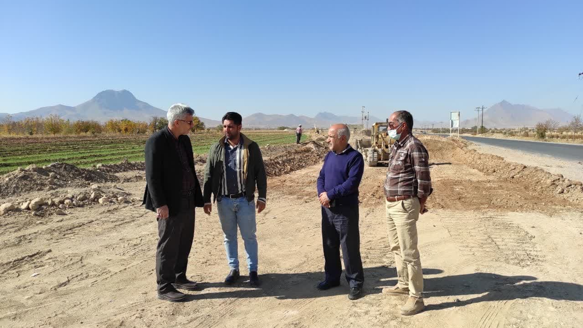 فرماندار از محور خمین - قورچی باشی بازدید کرد