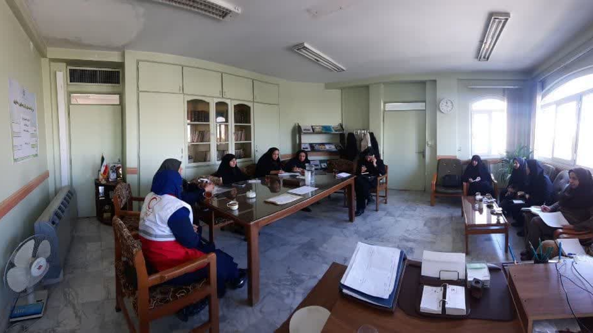 نشست هماهنگی اجرای طرح توانمندسازی زنان روستایی و عشایری، کارگروه استانی طرح زنان کارآمد روستای سرآمد با حضور مفتح زاده مدیر کل دفتر امور بانوان و خانواده‌ استانداری  ونمایندگان جهاد کشاورزی استان ،  جهاد دانشگاهی،  اداره تعاون ،کار و تامین اجتماعی ، مرکز بهداشت،  هلال احمر استان و  جهاد کشاورزی شهرستان کمیجان در  محل سازمان جهاد  کشاورزی  برگزار گردید .
اجرای بهینه طرح با همکاری دستگاه های اجرایی مرتبط ،پیشنهاد برگزاری همایش گفتمان و تبادل تجربیات بین زنان کارآفرین روستایی از جمله موارد مطرح شده در این نشست بود .

 ۲۱ آبان ۱۴۰۲