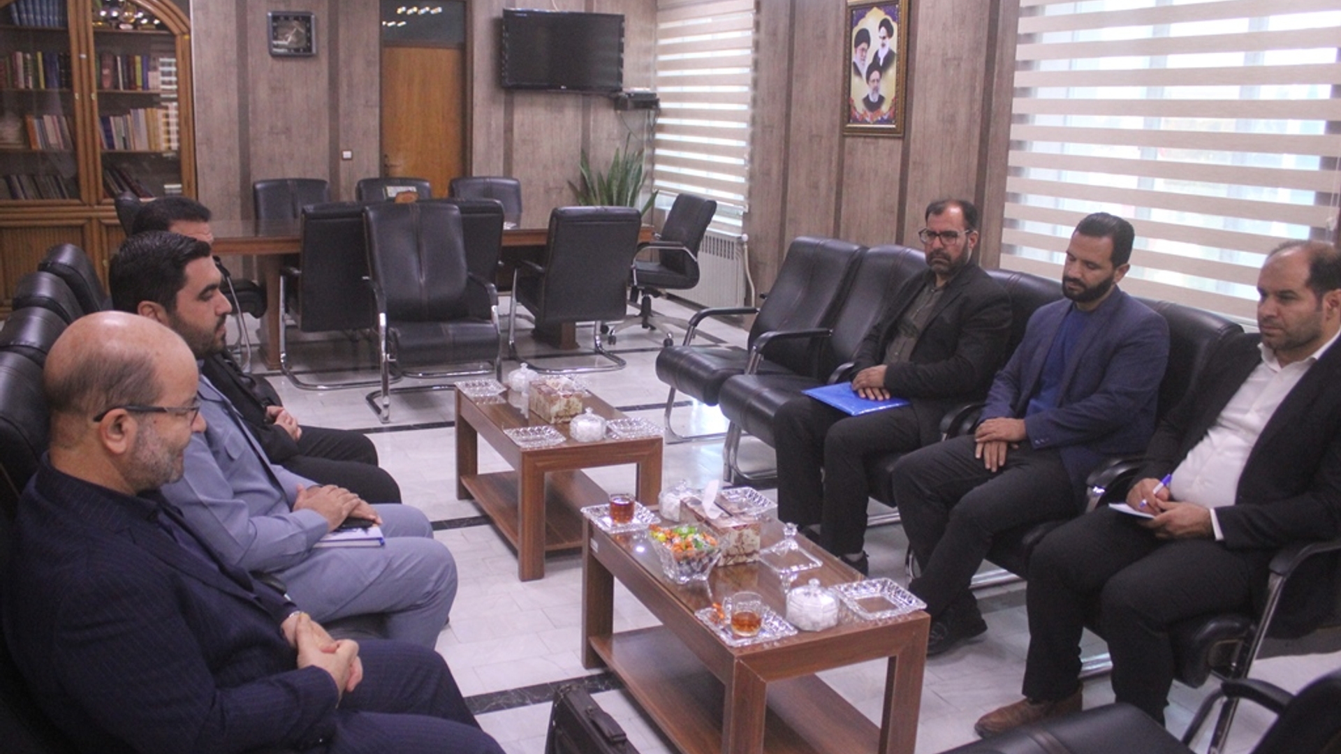 دومین جلسه هیئت بازرسی انتخابات شهرستان خمین برگزار شد