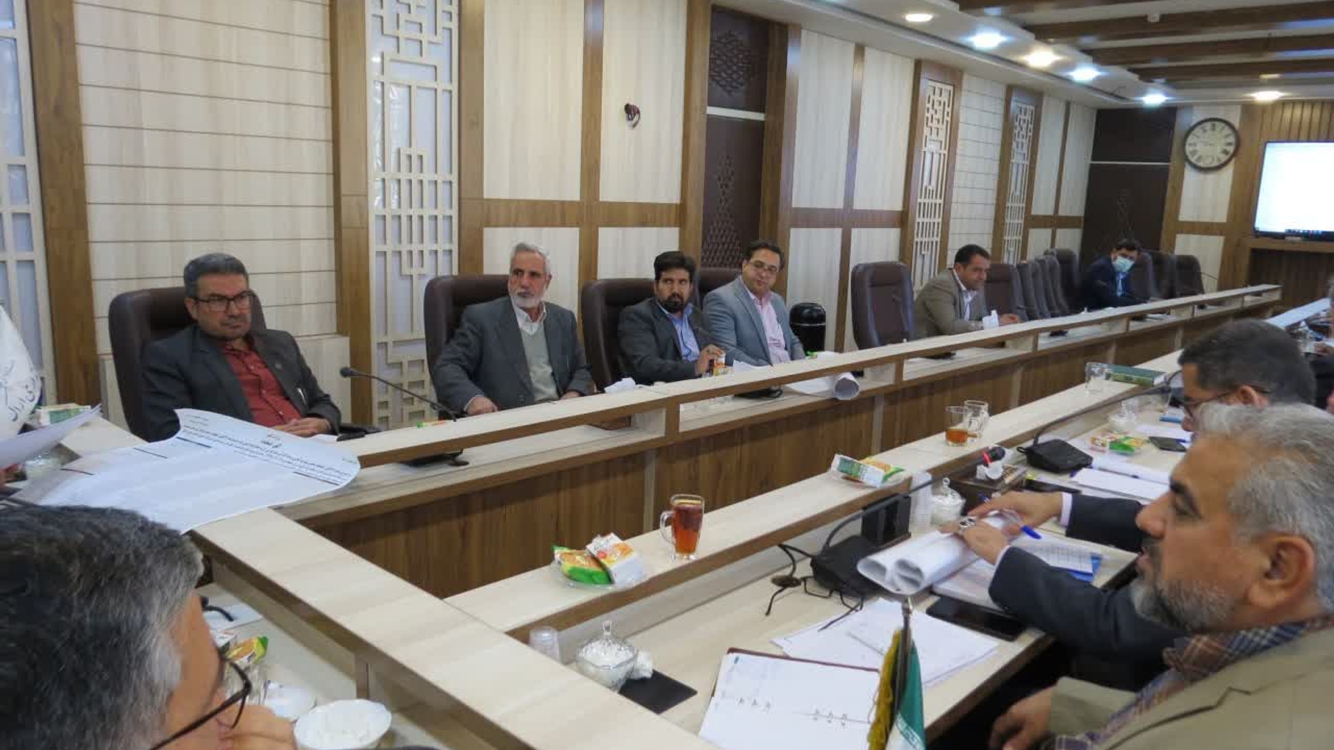 جلسه مشترک  هیات اجرایی وهیات نظارت بر انتخابات دوازدهمین دوره انتخابات مجلس شورای اسلامی و ششمین دوره مجلس خبرگان رهبری، حوزه انتخابیه اراک خنداب وکمیجان  برگزارگردید