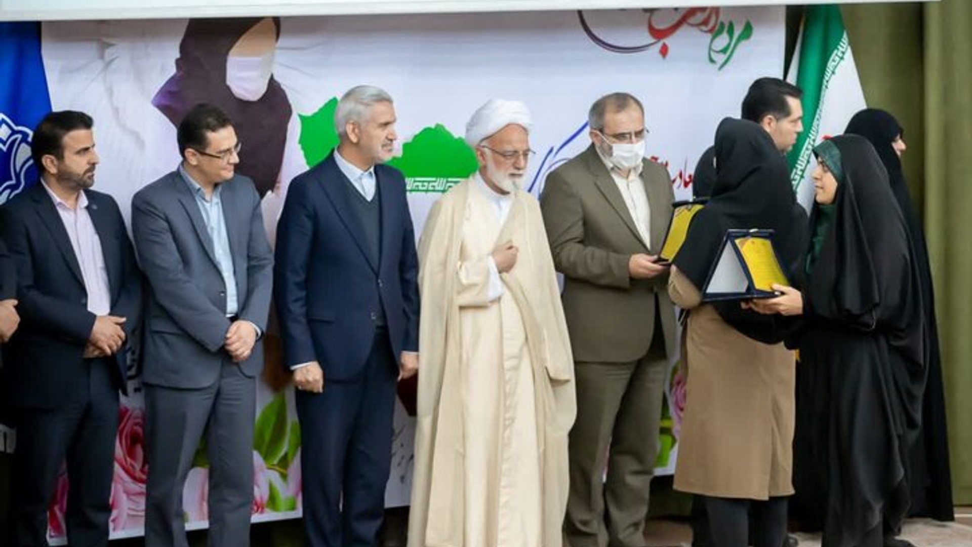 اجرای عدالت در نظام سلامت و پیگیری مطالبات پرستاران دستور کار دولت است