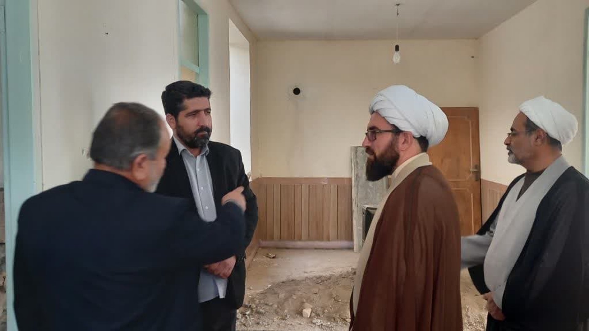 دیدار و نشست مدیر اقامه نماز استان با فرماندار