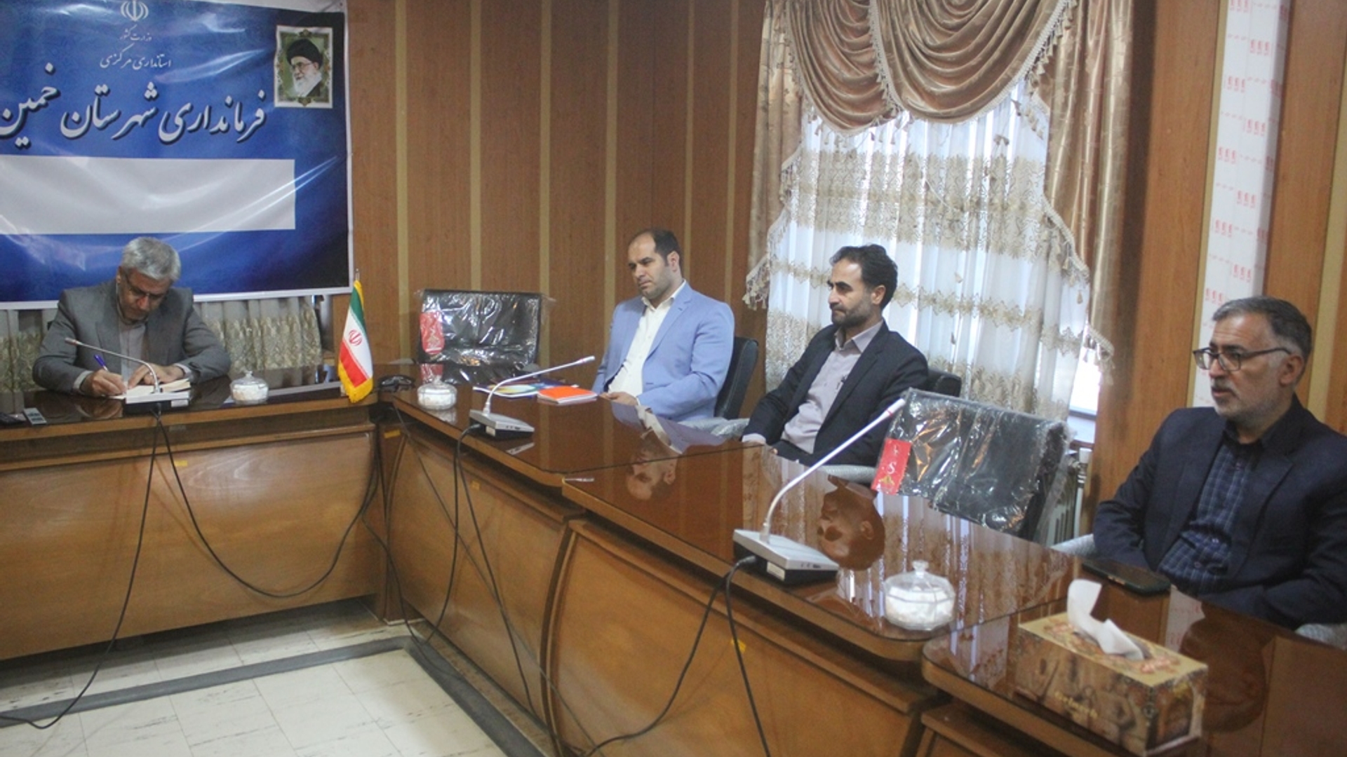 ششمین جلسه شورای معاونین فرمانداری شهرستان خمین در سال 1402 برگزار شد