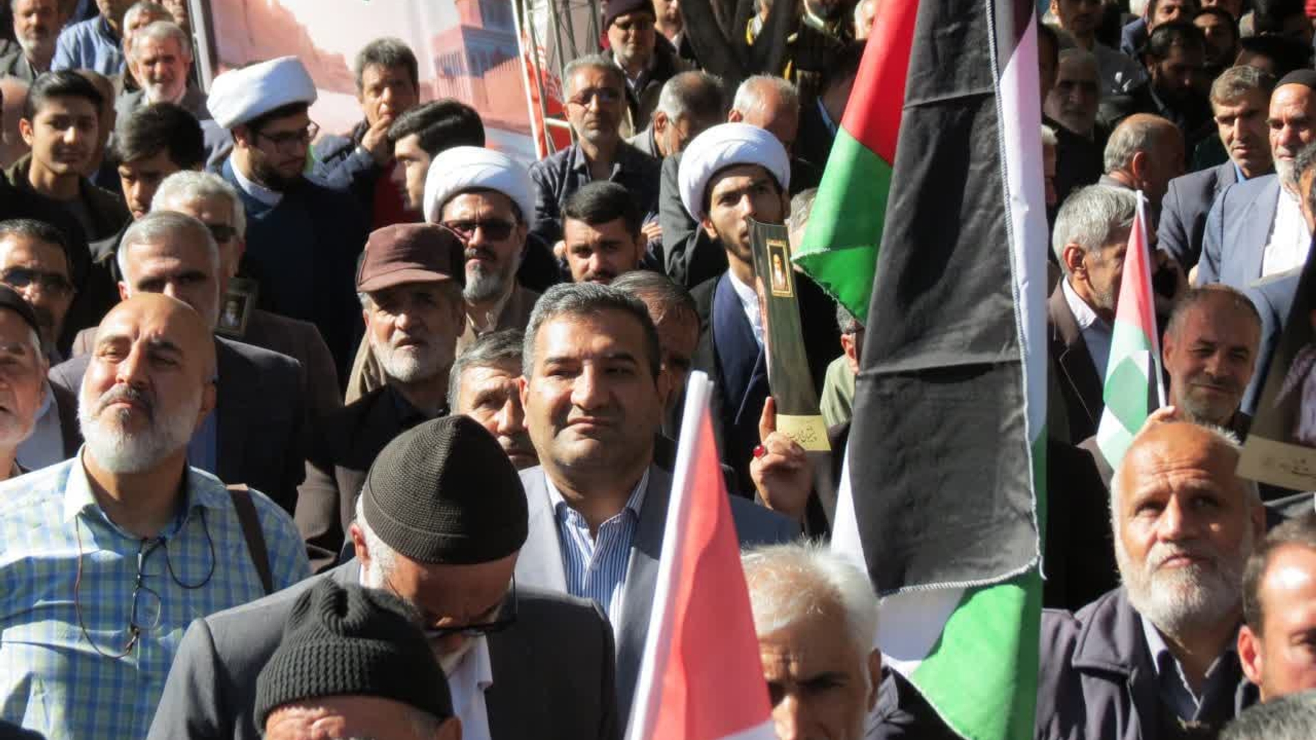 🔹تجمع بزرگ ۲۷ آبان در حمایت از مردم فلسطین و کودکان مظلوم غزه با حضور پرشور و حداکثری ملت  شهید پرور شهر اراک