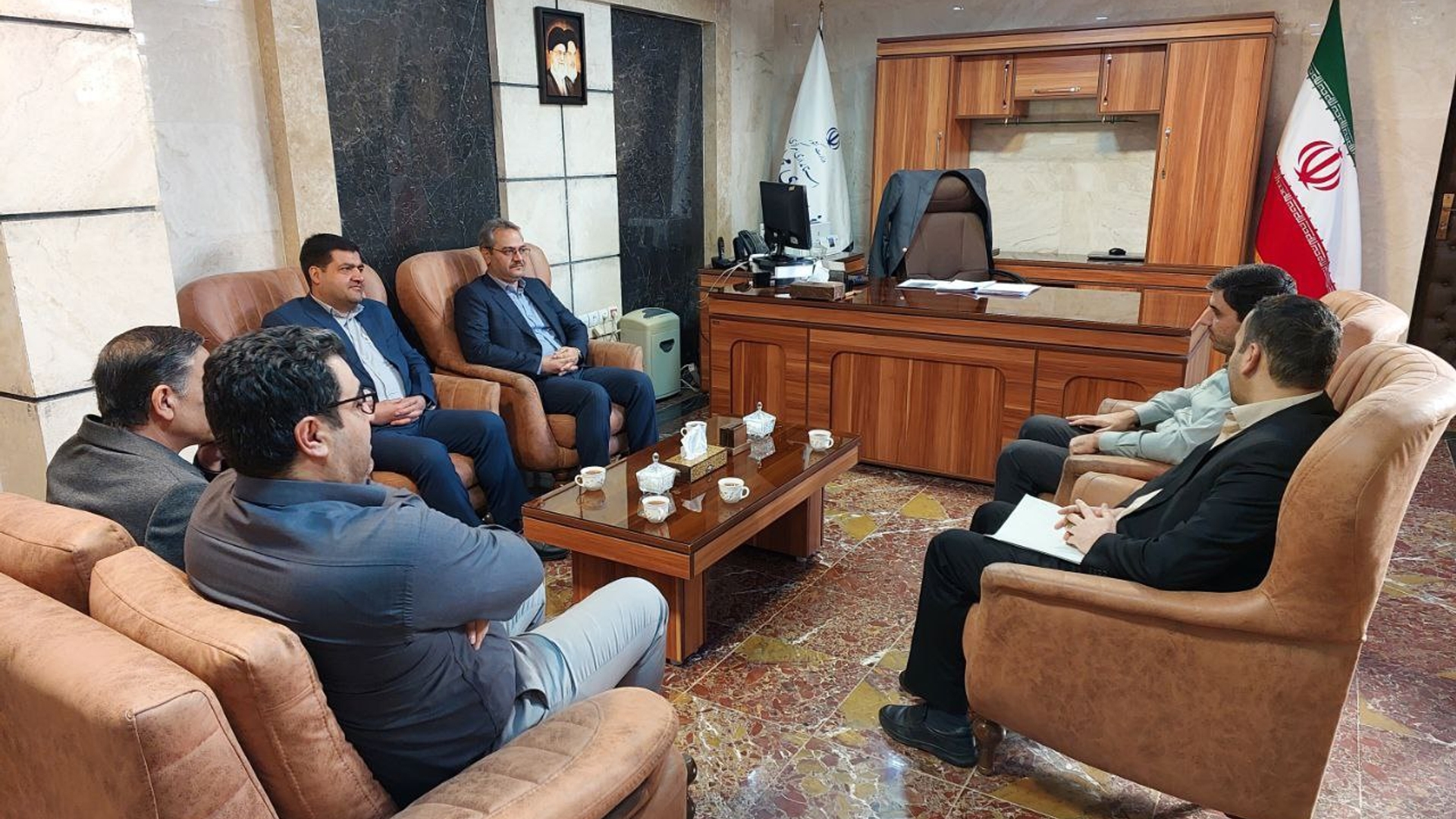 دیدار مدیرکل امور مالیاتی استان مرکزی با سرپرست فرمانداری شهرستان  محلات