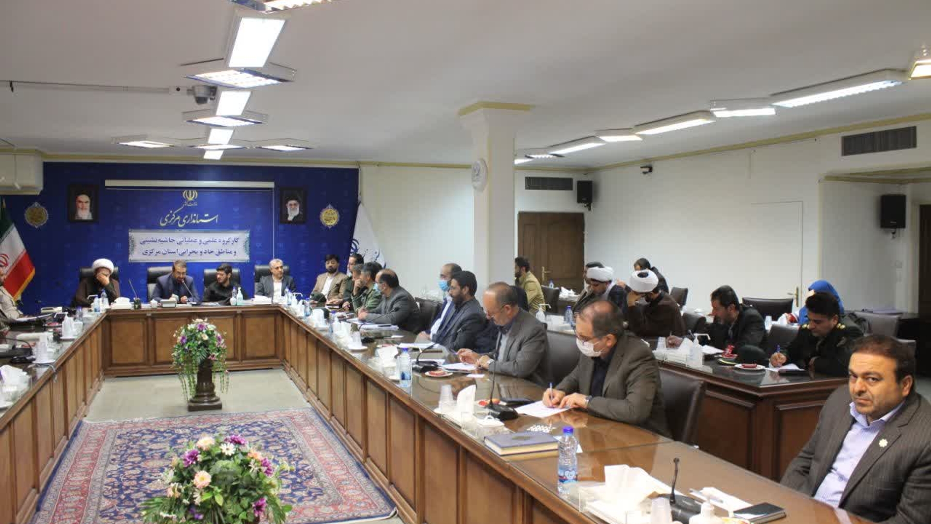 دومین جلسه کارگروه حاشیه نشینی و مناطق حاد و بحرانی استان برگزار شد