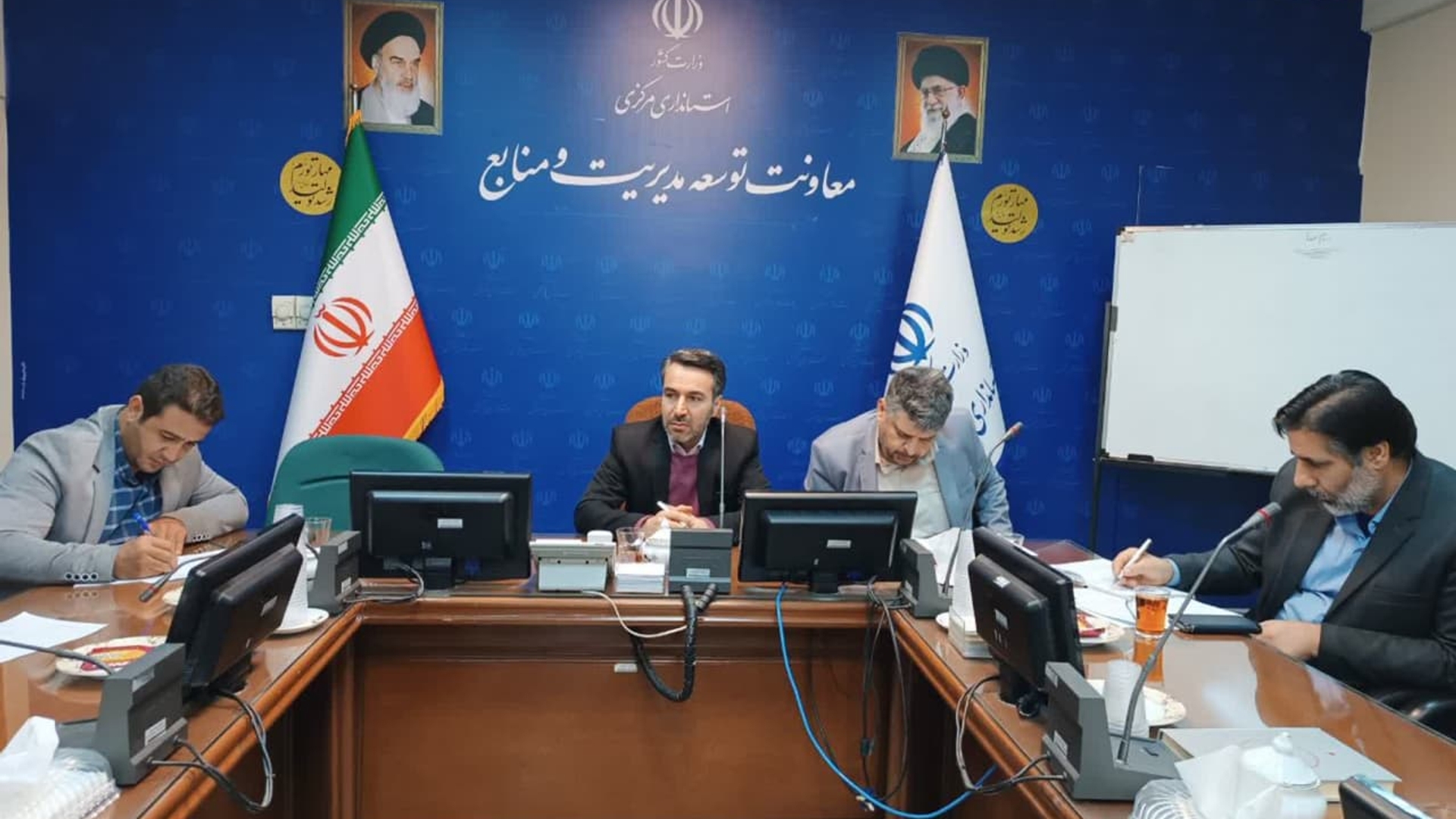 برگزاری دومین جلسه کمیته فناوری اطلاعات ستاد انتخابات استان با حضور اعضای کمیته