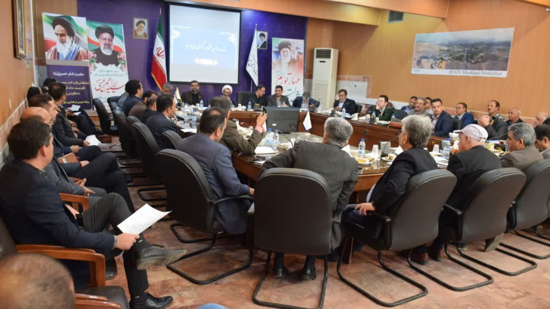 سفر معاون وزیر صمت و رییس سازمان صنایع کوچک و شهرک های صنعتی ایران به محلات