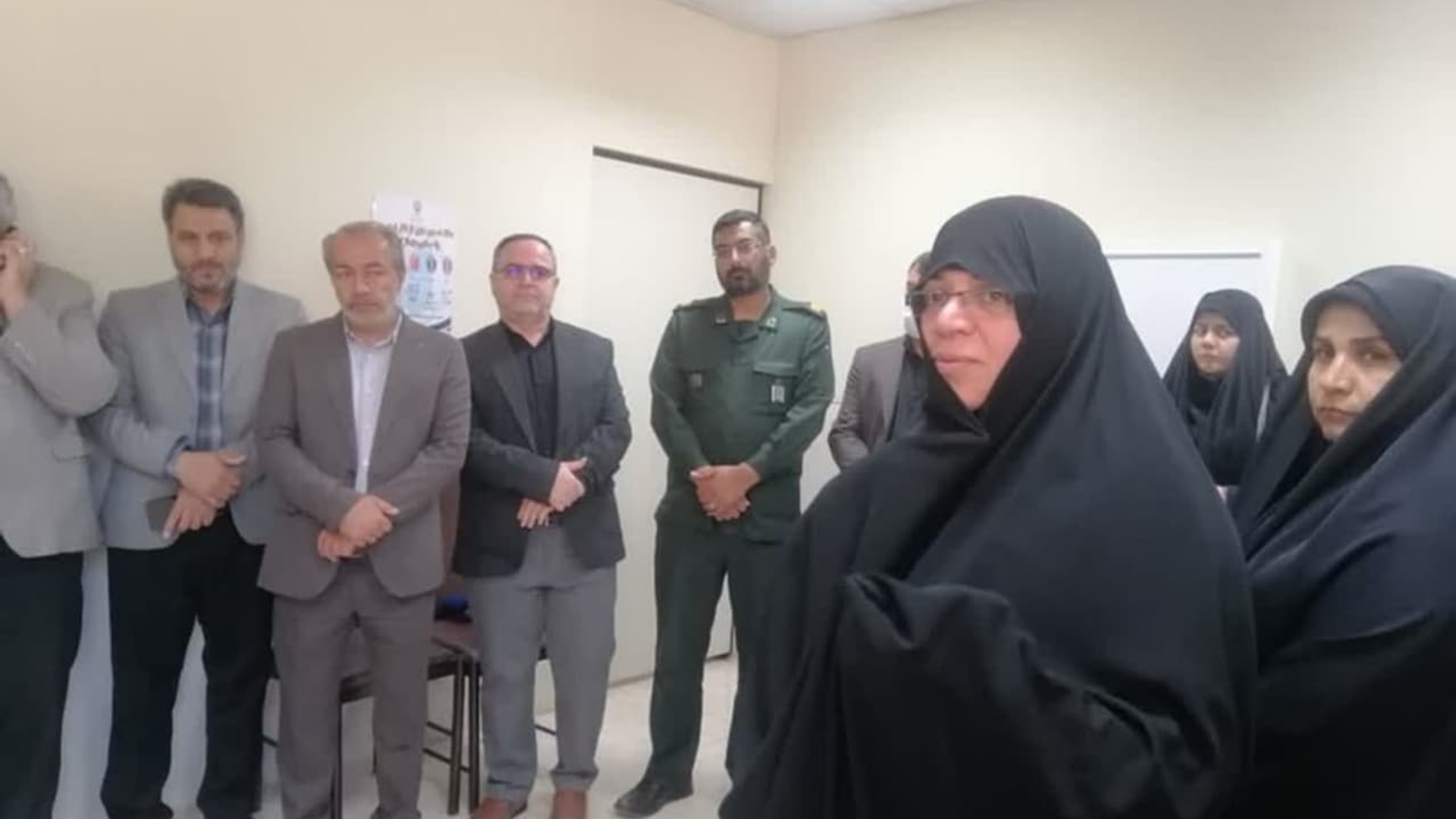 مرکز مردمی نفس (نجات فرزندان از سقط )شهرستان زرندیه با حضور مفتح زاده مدیر کل دفتر امور بانوان و خانواده استانداری و  جمعی ازمسئولین استانی و شهرستان برگزار گردید.
سه شنبه ۶آذر