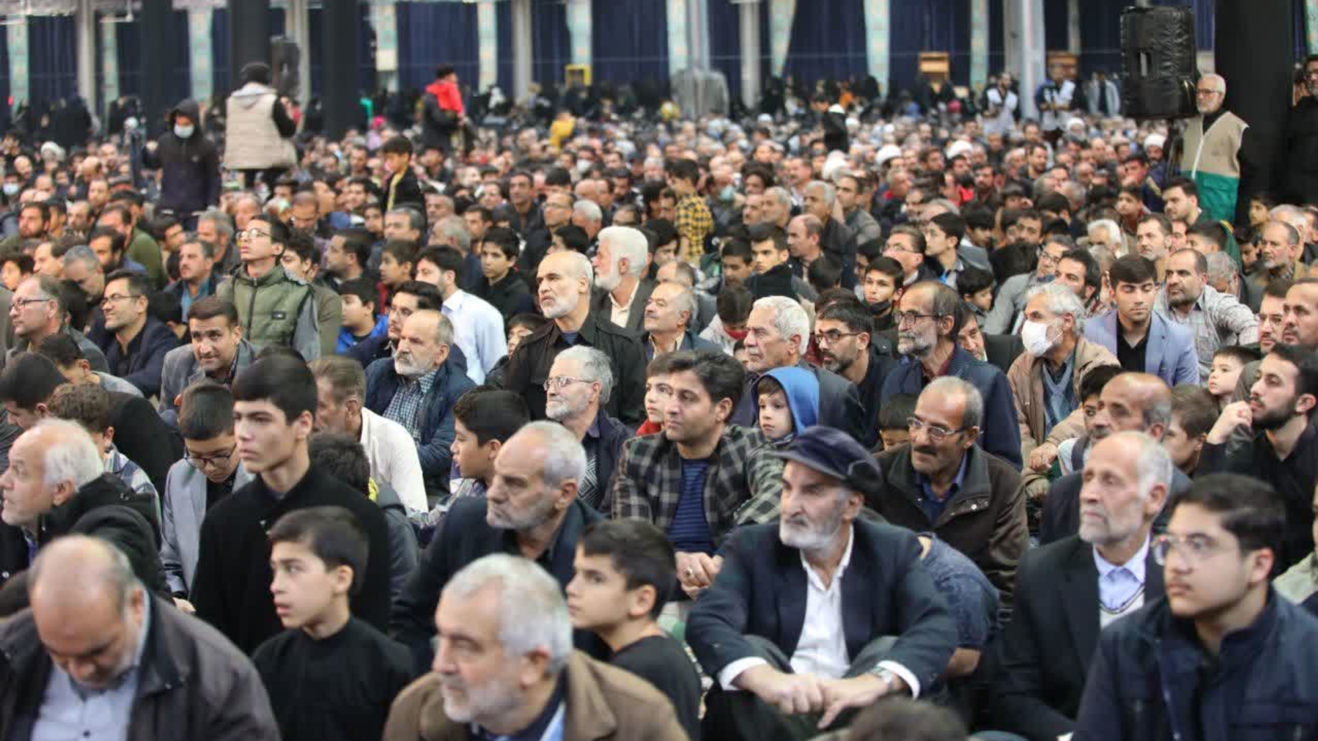 🔵برنامه بزرگ تلویزیونی محفل به میزبانی اراکی ها با حضور چهره های بین المللی قرآنی، هم اکنون در مصلی بیت المقدس شهر اراک در حال برگزاری می باشد