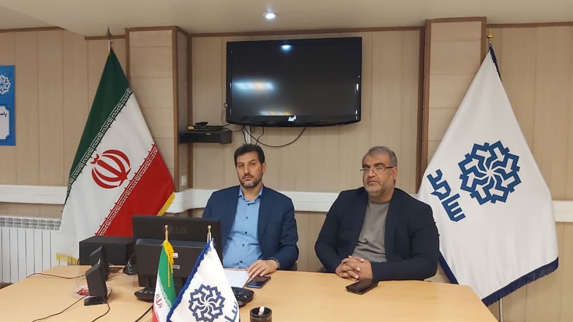 حضور در مرکز ارتباطات مردم و دولت (سامد)