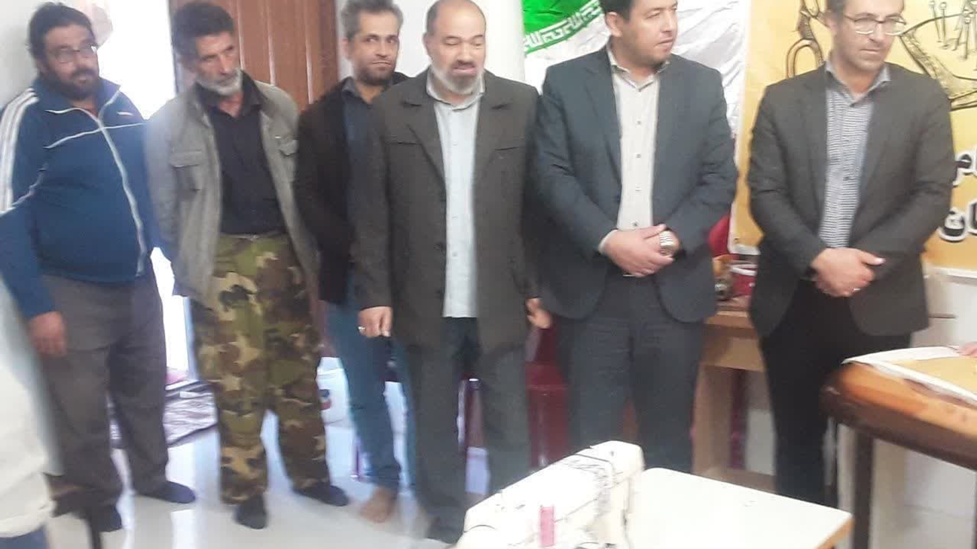 اتابکی فرماندار شهرستان به همراه درودیان بخشدار مرکزی و شورای روستای ابره در از دوره آموزشی پوشاک در روستای #ابره_در بازدید نمودند.