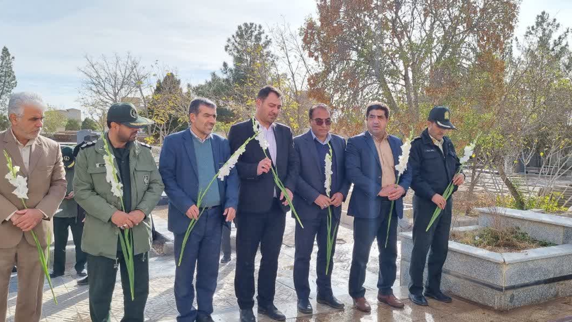 گلباران مزار شهدا