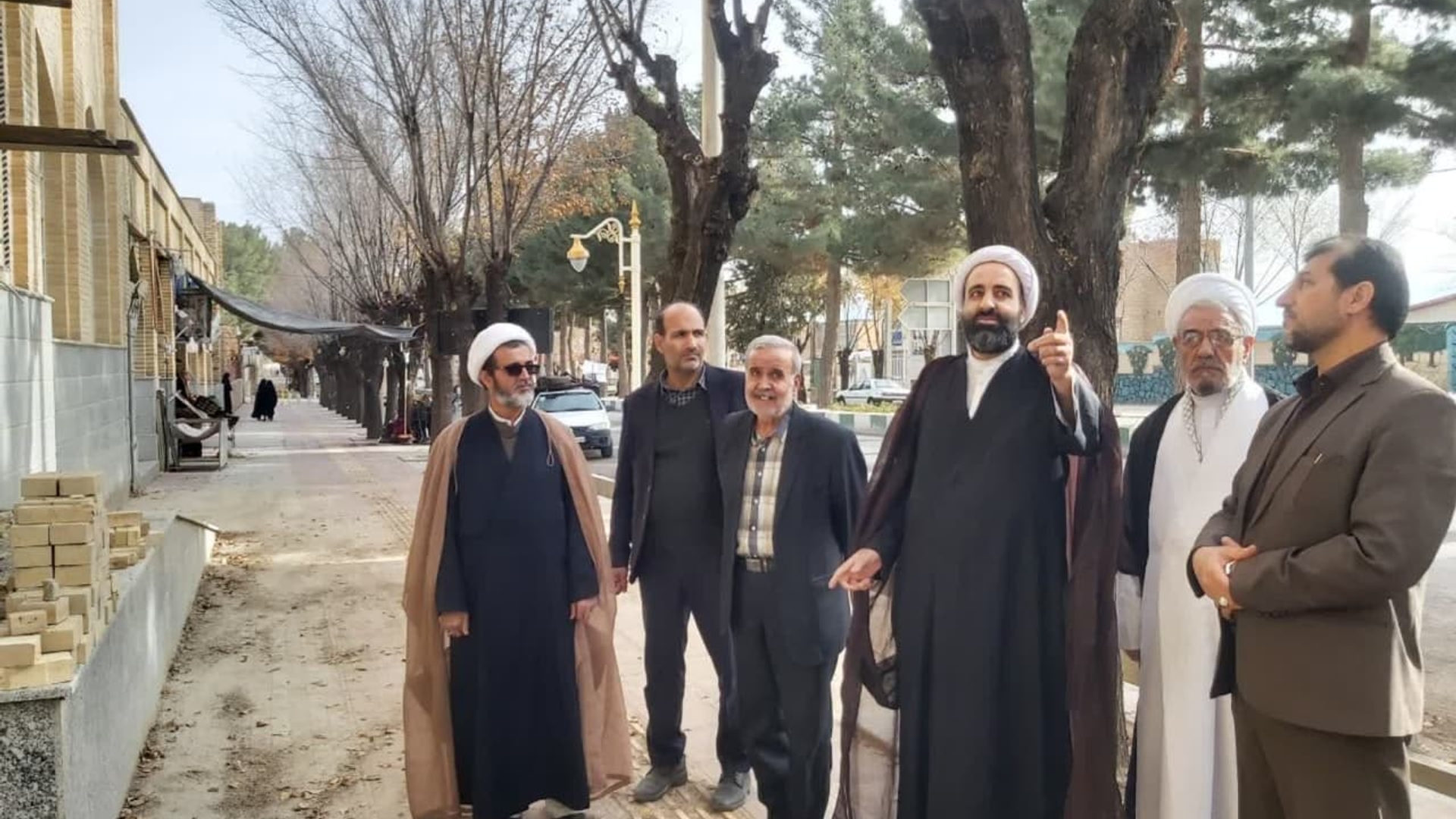 بازدید  از آخرین وضعیت بهسازی مصلی حضرت آیت الله دانش (ره)