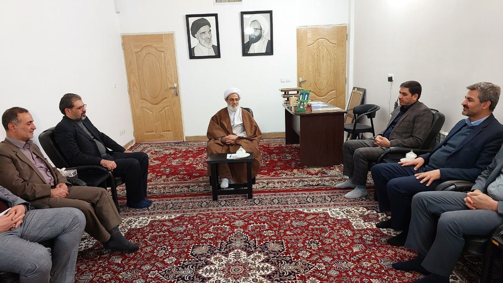 معاون برنامه ریزی و اقتصادی وزارت نیرو: امید آفرینی مساله کلیدی جامعه امروز ایران است.