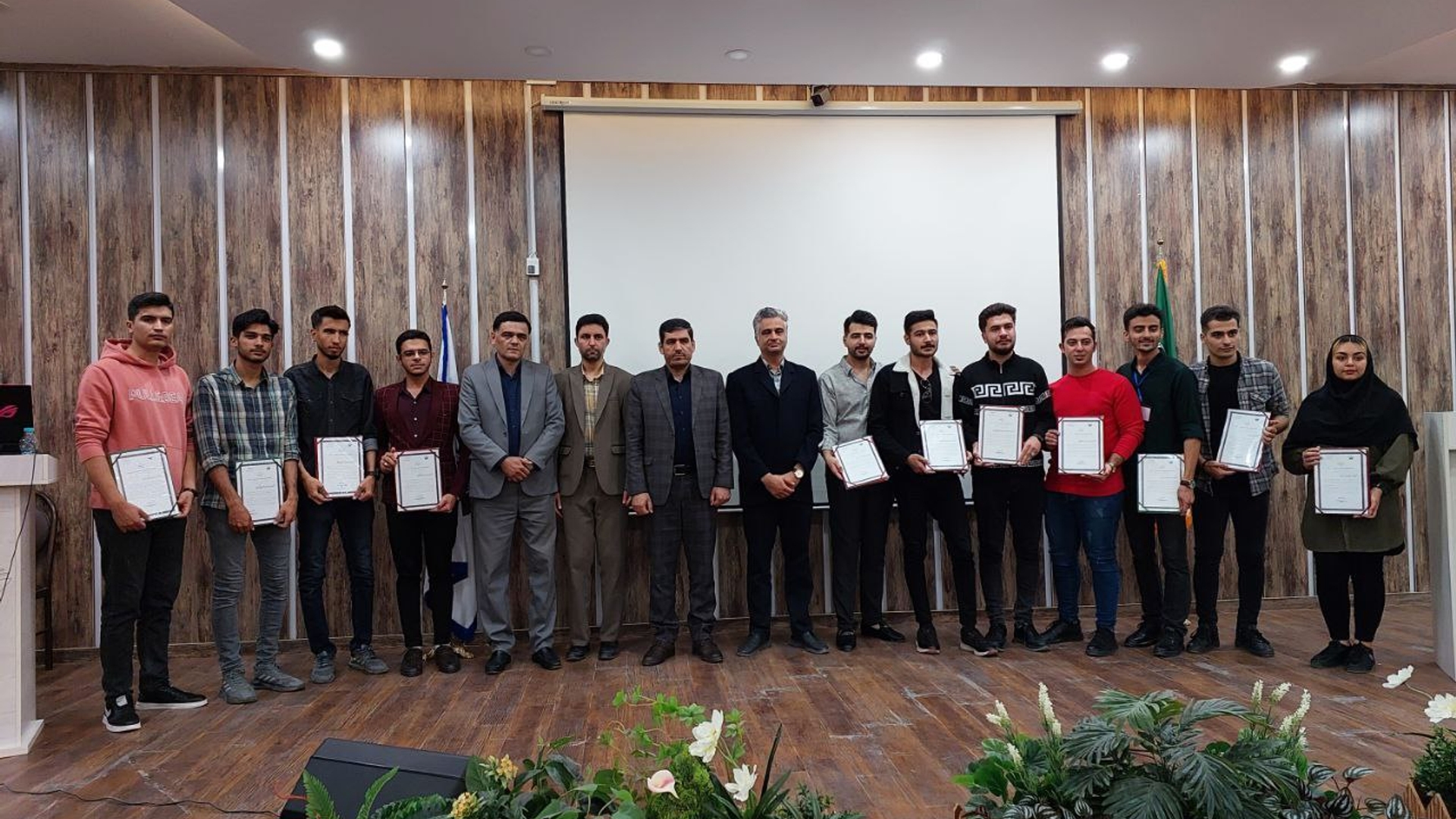 مراسم گرامیداشت روز دانشجو در مرکز آموزش عالی محلات برگزار شد.