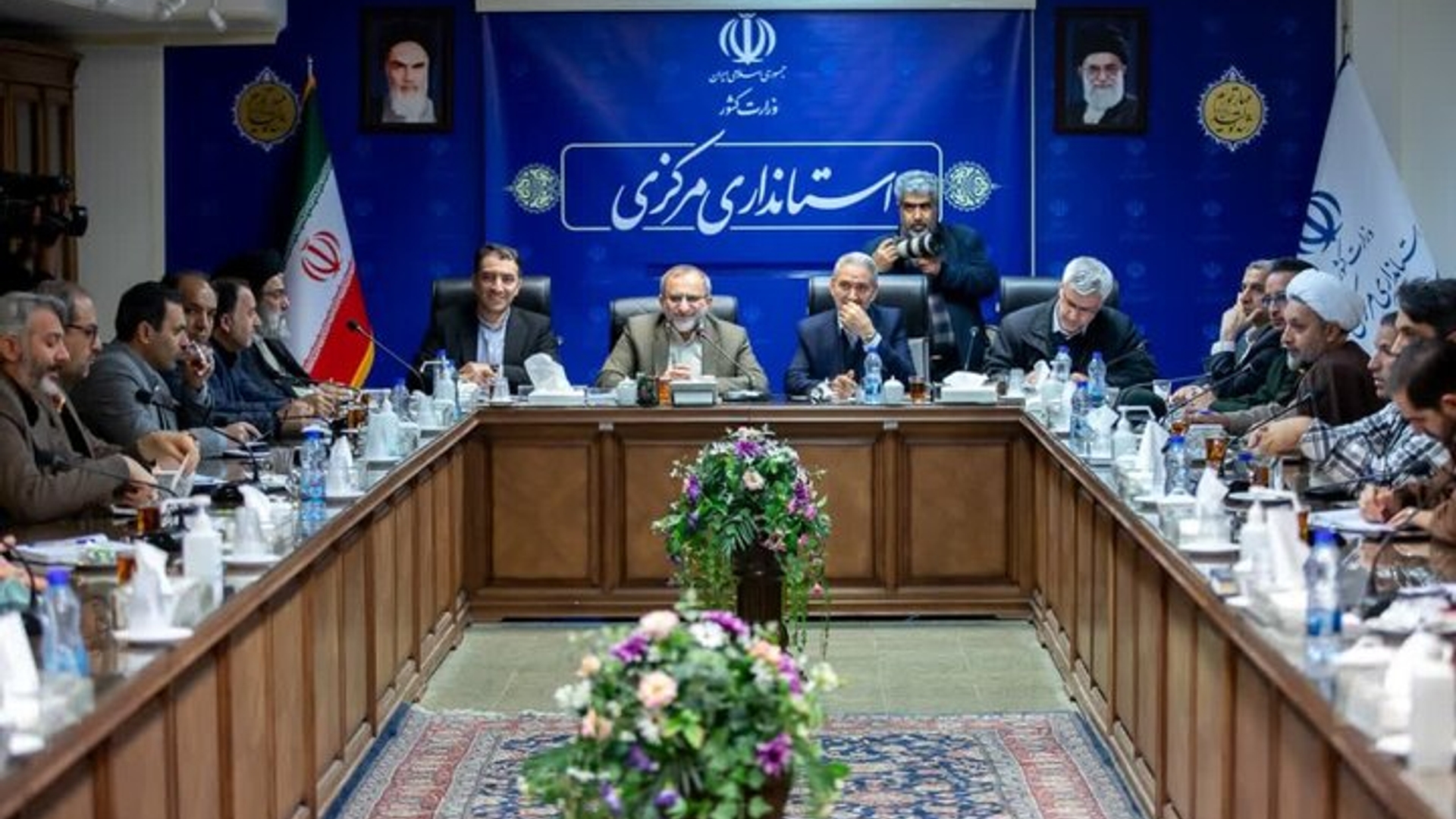 هفته فرهنگی خمین در ایام ولادت حضرت زهرا(س) و امام راحل برگزار می‌شود-  رویداد "بر آستان آفتاب" فرصت تقویت نظام هویتی استان مرکزی