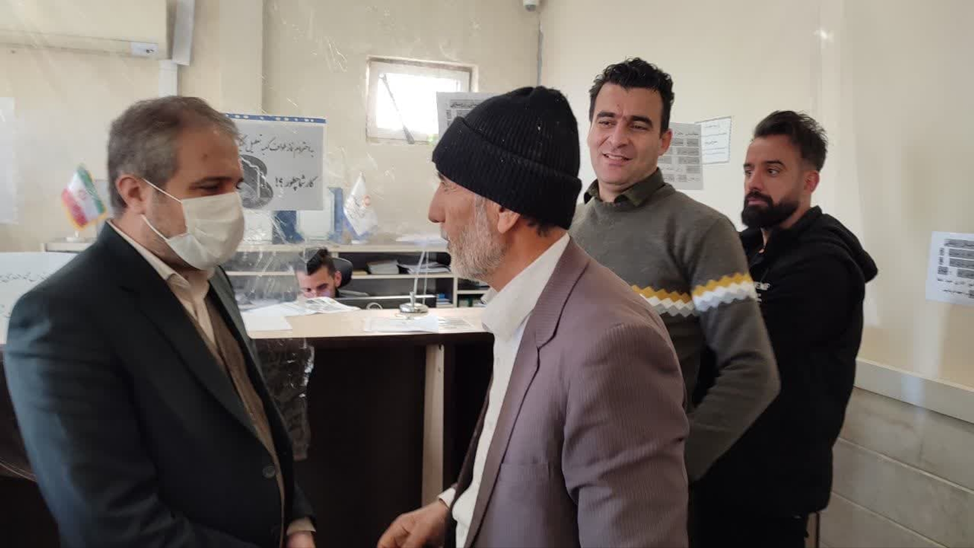 بازدید سرزده مهدی الیاسی معاون استاندار و فرماندار ویژه شهرستان ساوه از بنیاد مسکن انقلاب اسلامی شهرستان ساوه