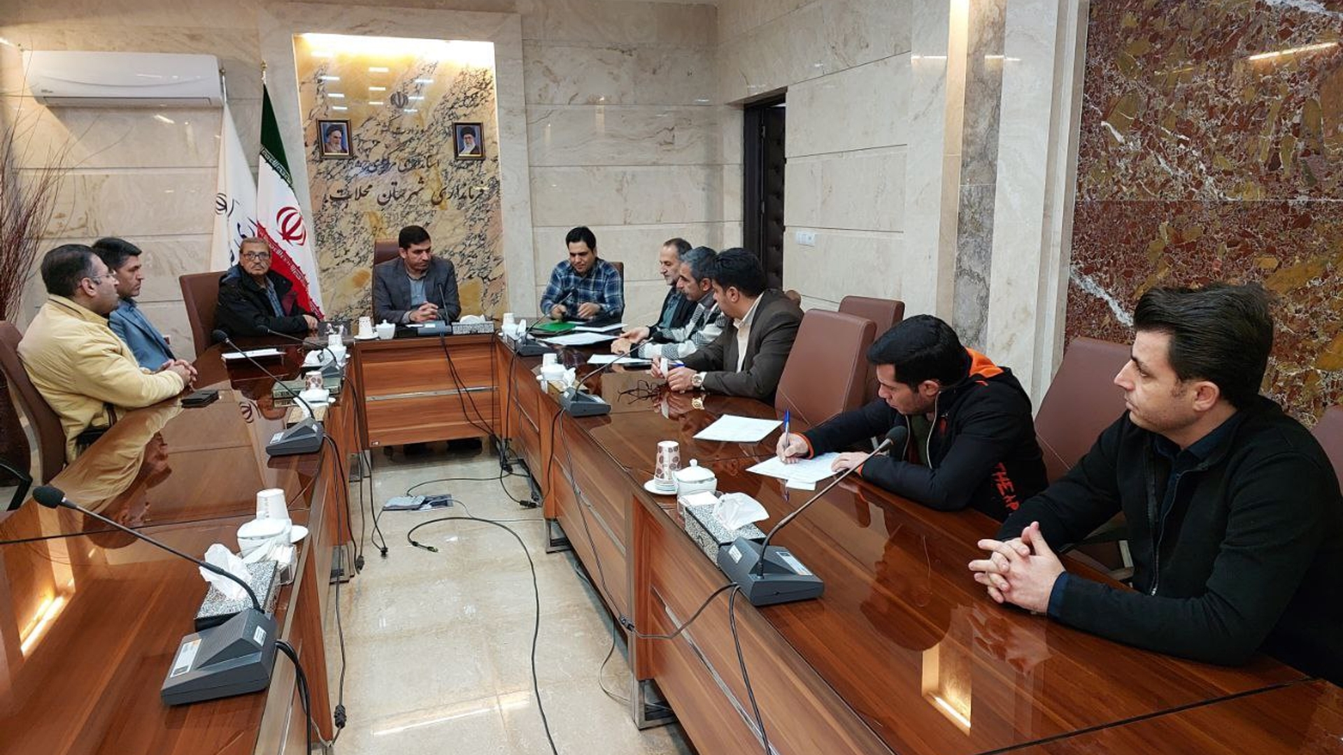 جلسه شورای توسعه و حمایت از تشکل های مردم نهاد شهرستان محلات برگزار شد.