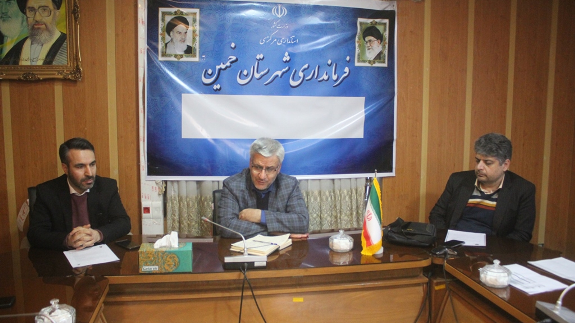 جلسه هماهنگی ساماندهی وضعیت آنتن دهی شعب اخذ رای شهرستان خمین برگزار شد