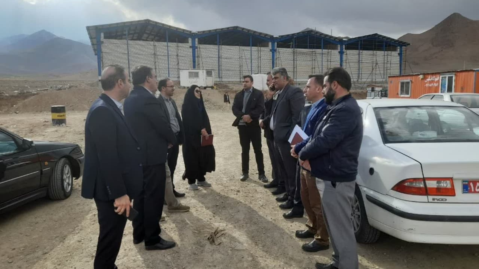 بازدید دکتر اتابکی فرماندار و خوشنویسان مدیرعامل شرکت شهرک‌های صنعتی استان از فاز دوم شهرک صنعتی تفرش