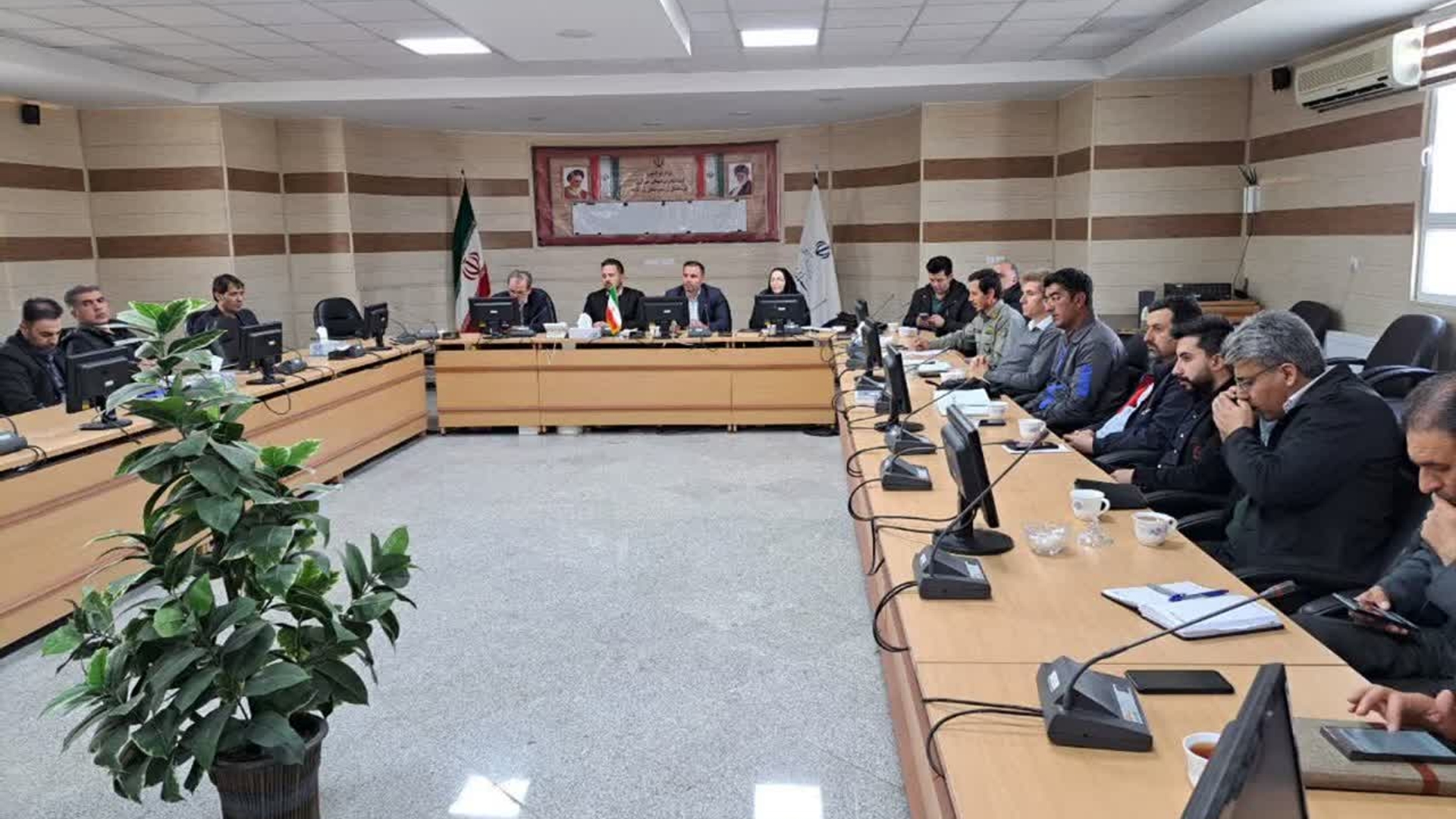 جلسه ساماندهی صنایع آلاینده در قالب ماده ۱۴ قانون هوای پاک