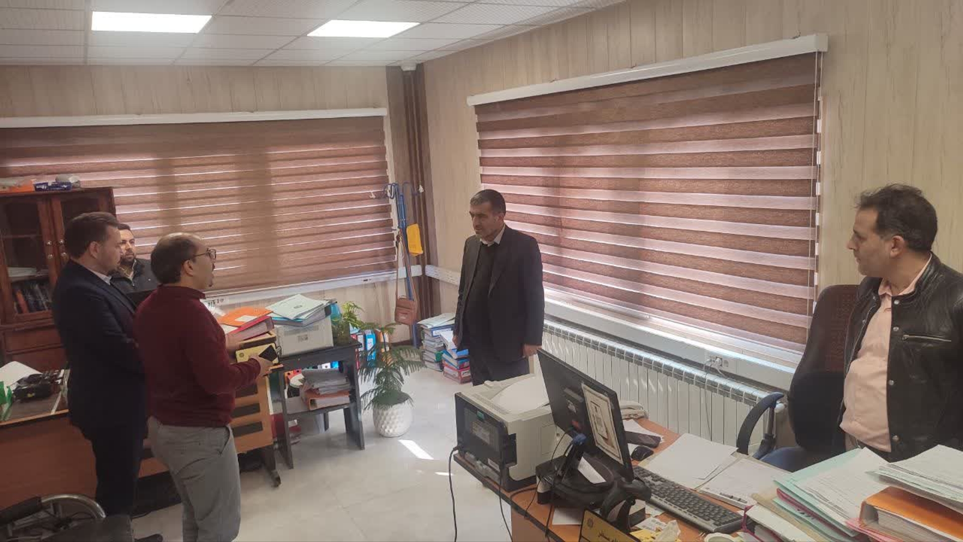 بازدید از اداره امور مالیاتی شهرستان