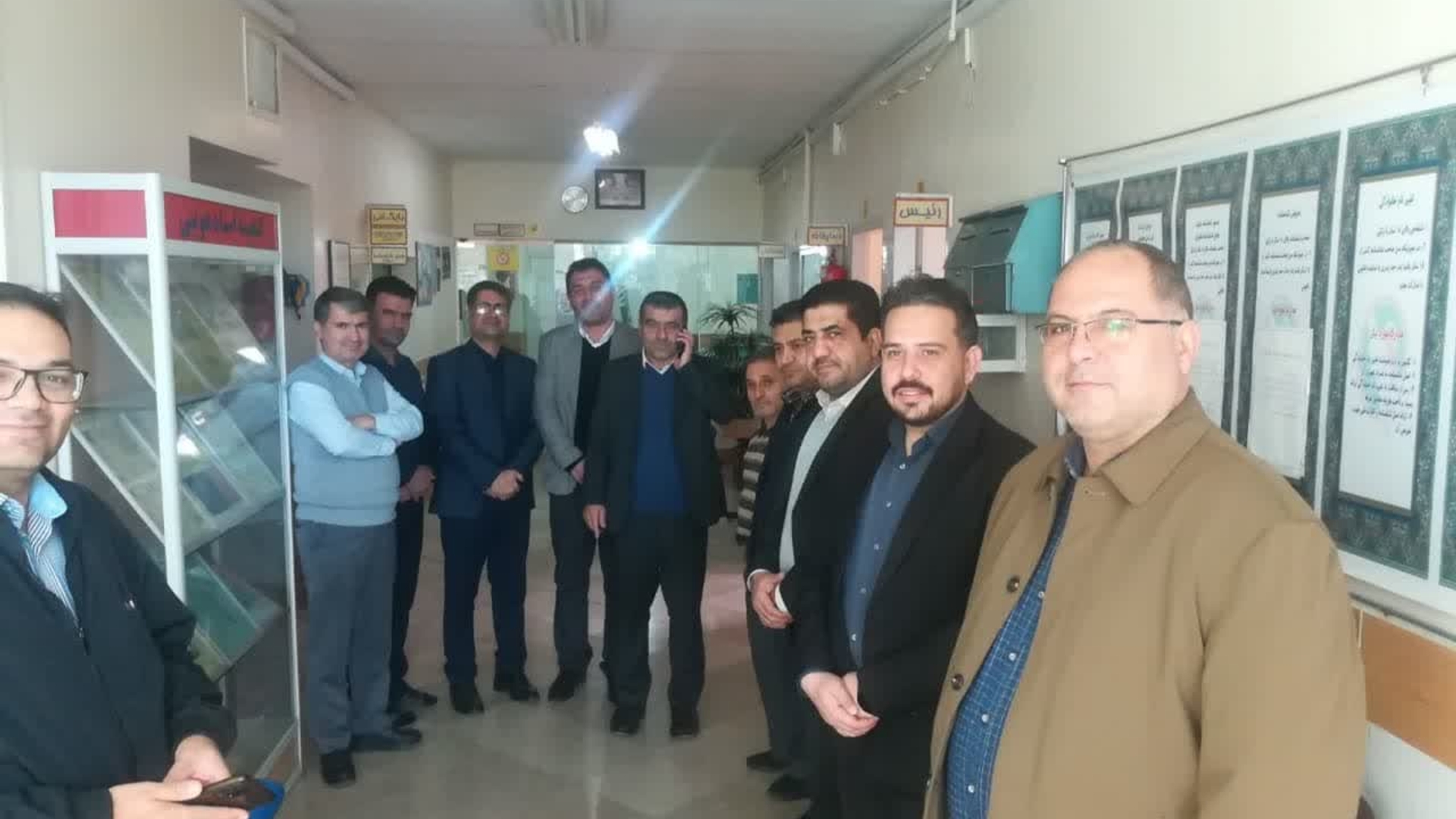 دیدار فرماندار با رئیس و کارکنان اداره ثبت احوال شهرستان