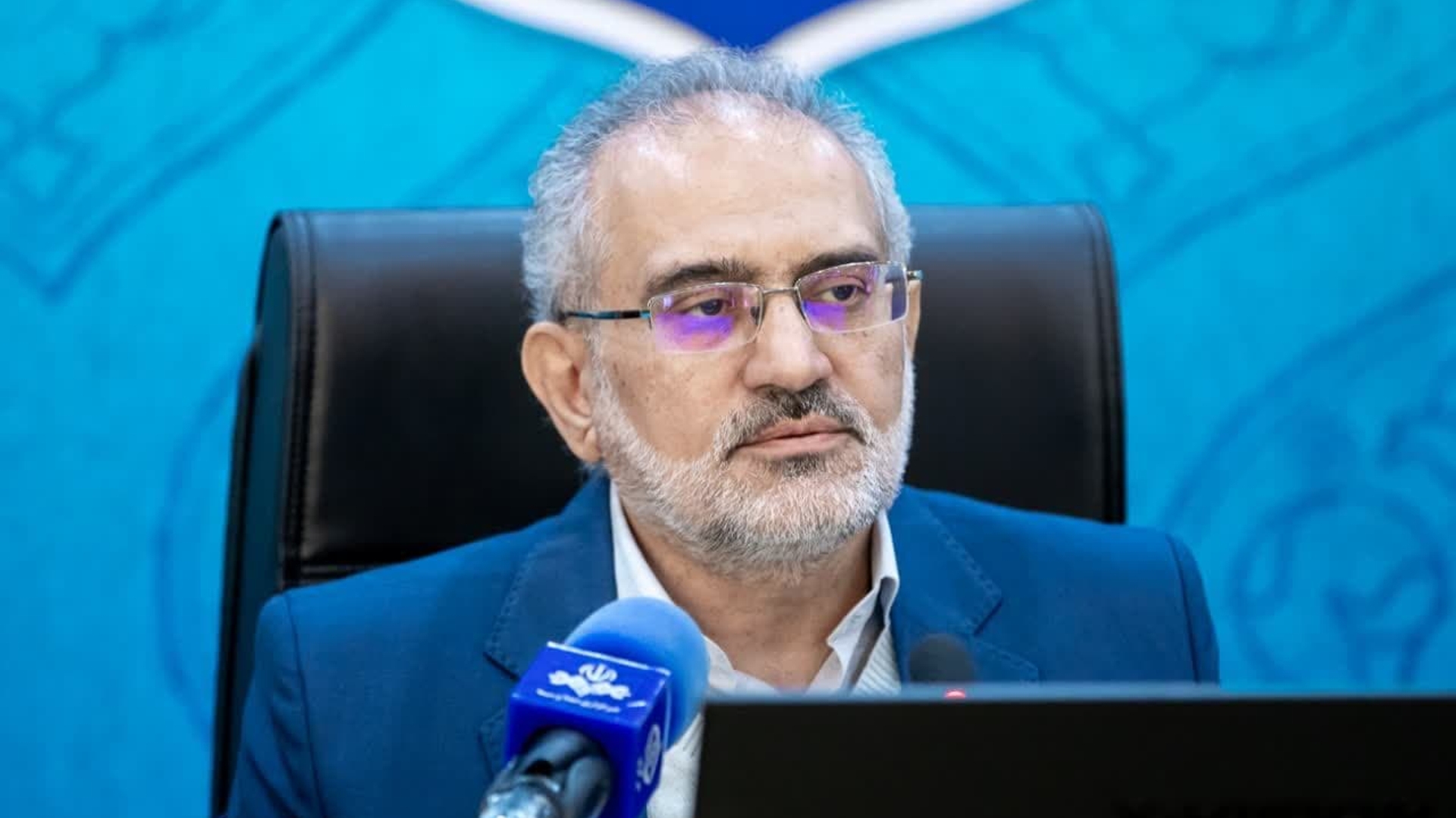 افراد مختلف و گرایشات متنوع سیاسی در انتخابات مجلس حضور دارند