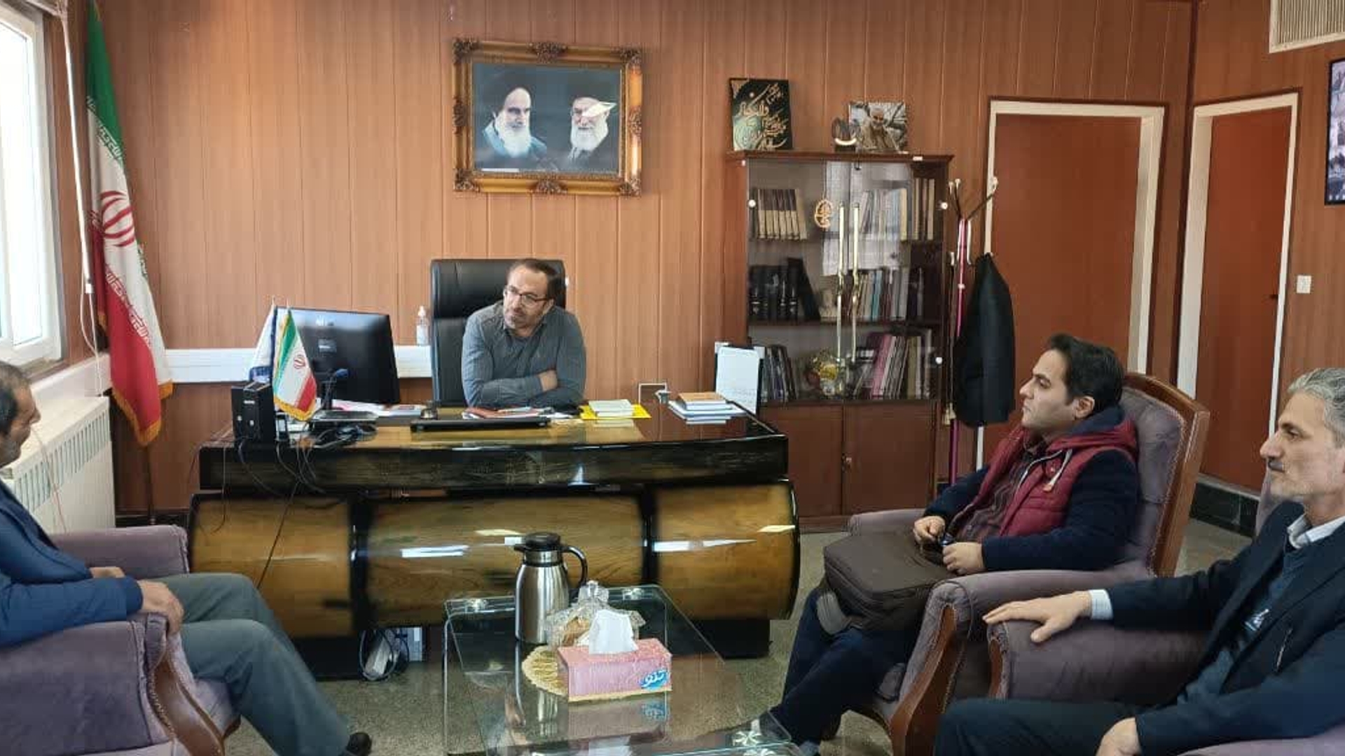 بررسی مشکلات واحد‌های مستقر در شهرک صنعتی