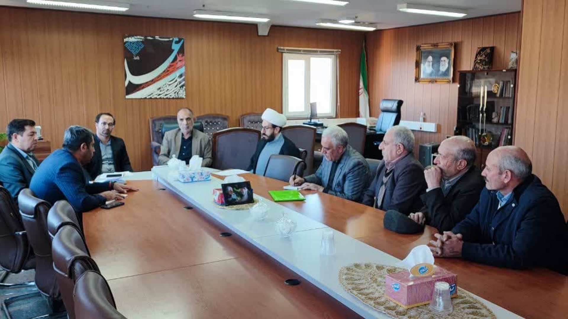 بررسی مسائل و مشکلات روستای شاهواروق