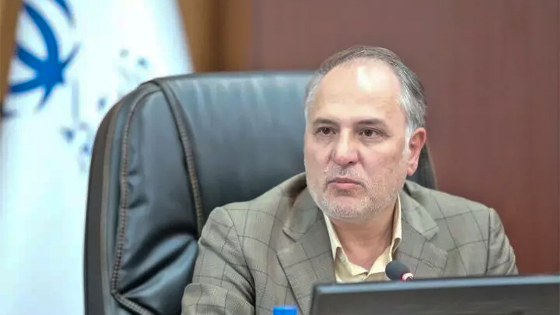 طرح‌های حوزه آب،آبخیزداری و لایروبی قنوات در اولویت فرمانداران قرار گیرد